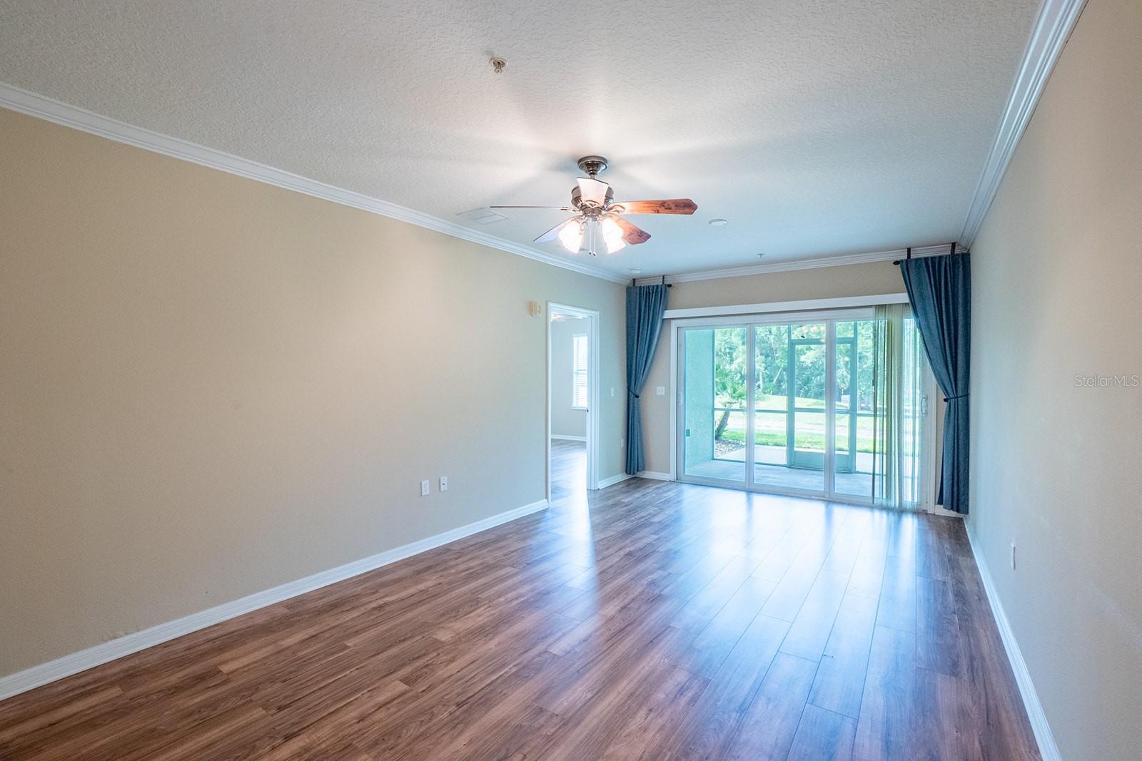 Image 10 of 62 For 1400 Canopy Walk Lane 1413