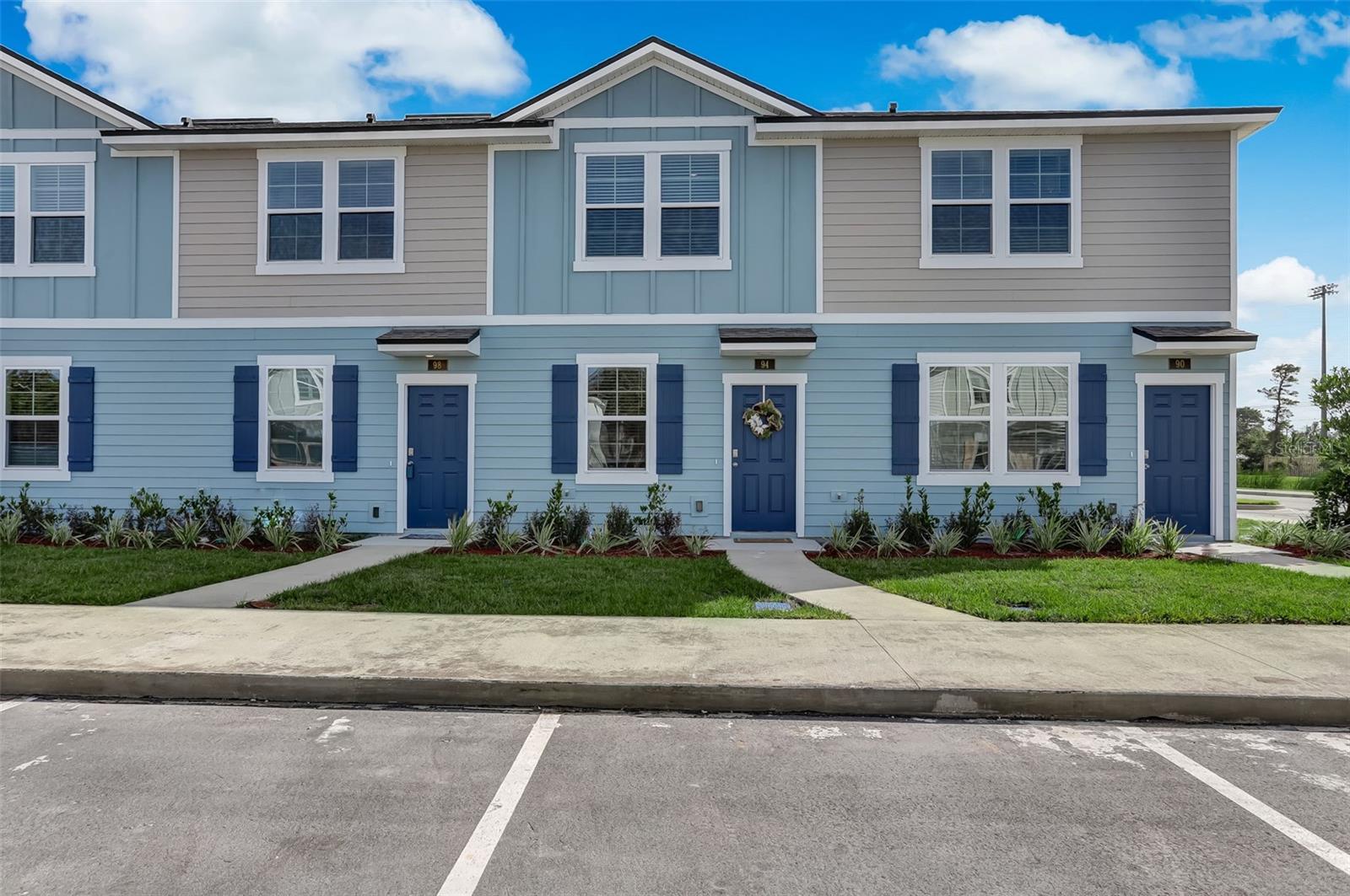 Image 2 of 40 For 94 Red House Circle