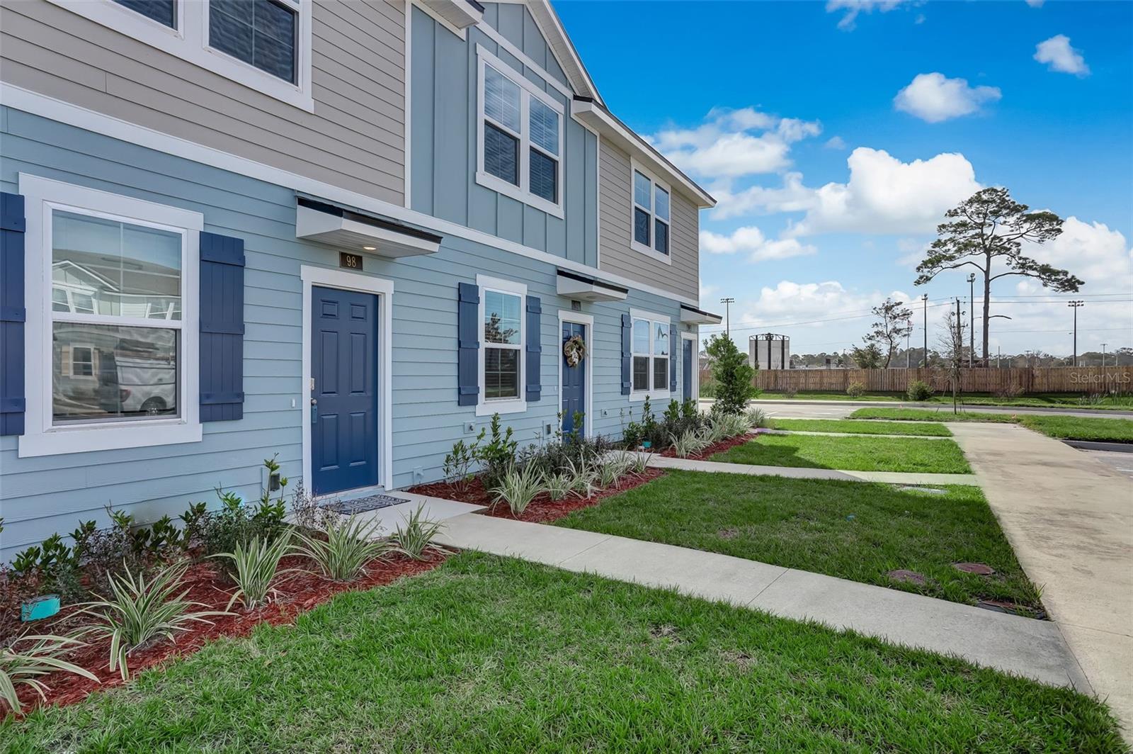Image 4 of 40 For 94 Red House Circle