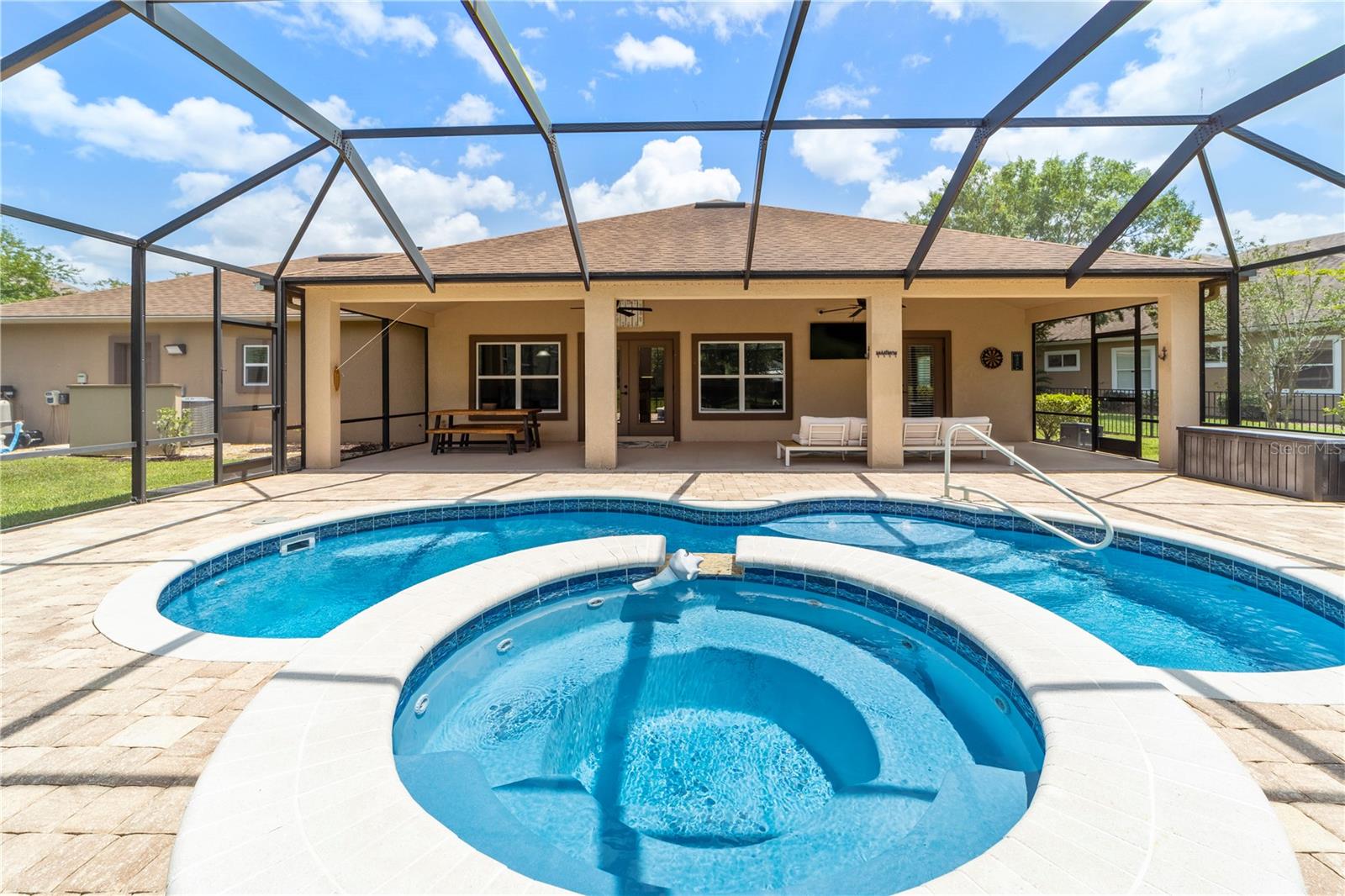 Image 3 of 66 For 265 Pinehurst Pointe Drive