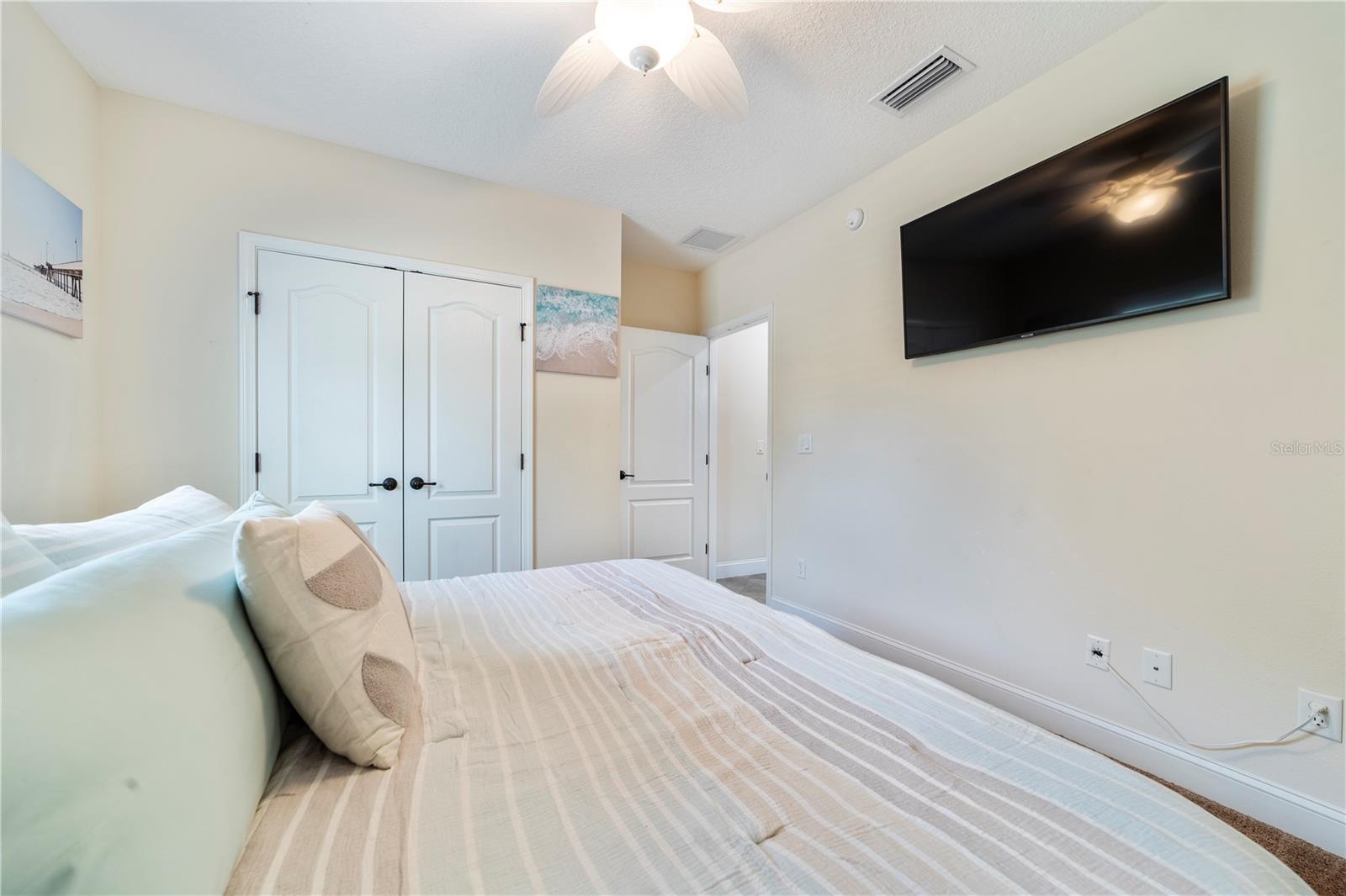 Image 39 of 66 For 265 Pinehurst Pointe Drive