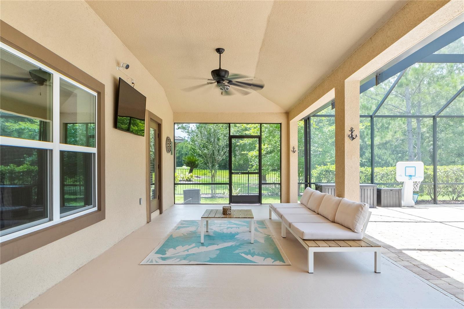 Image 5 of 66 For 265 Pinehurst Pointe Drive