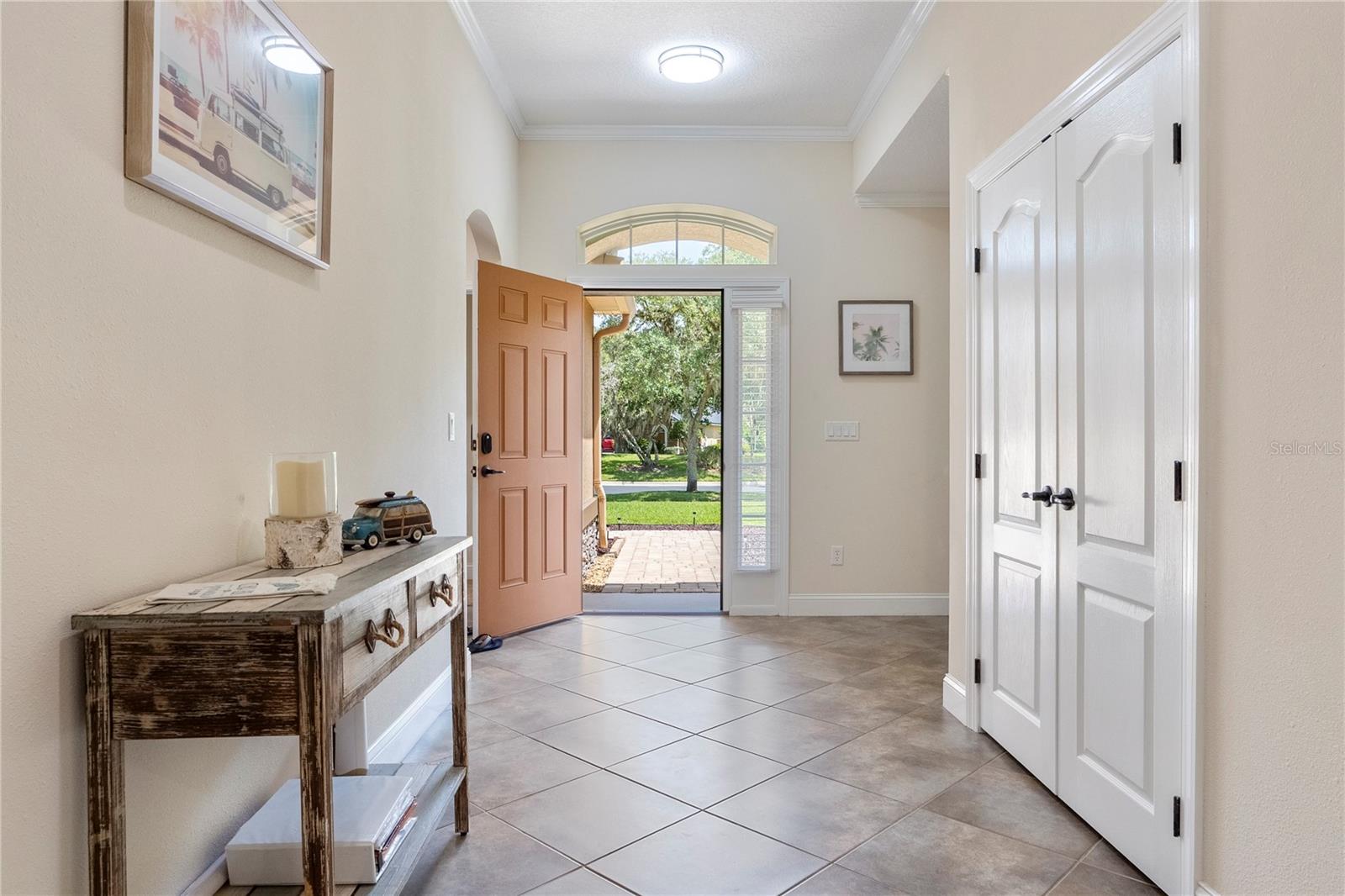 Image 8 of 66 For 265 Pinehurst Pointe Drive