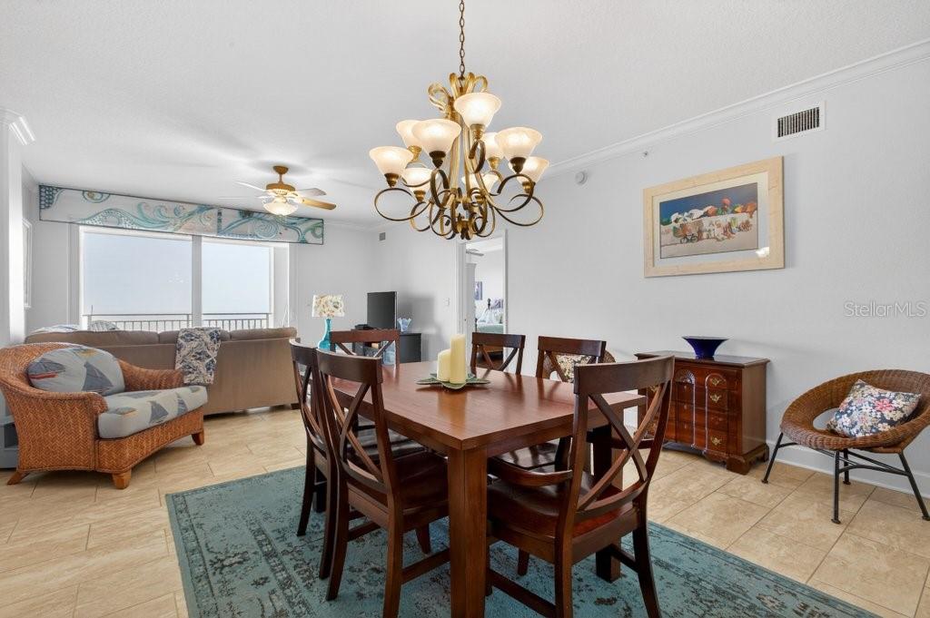 Image 16 of 95 For 80 Surfview Drive 707