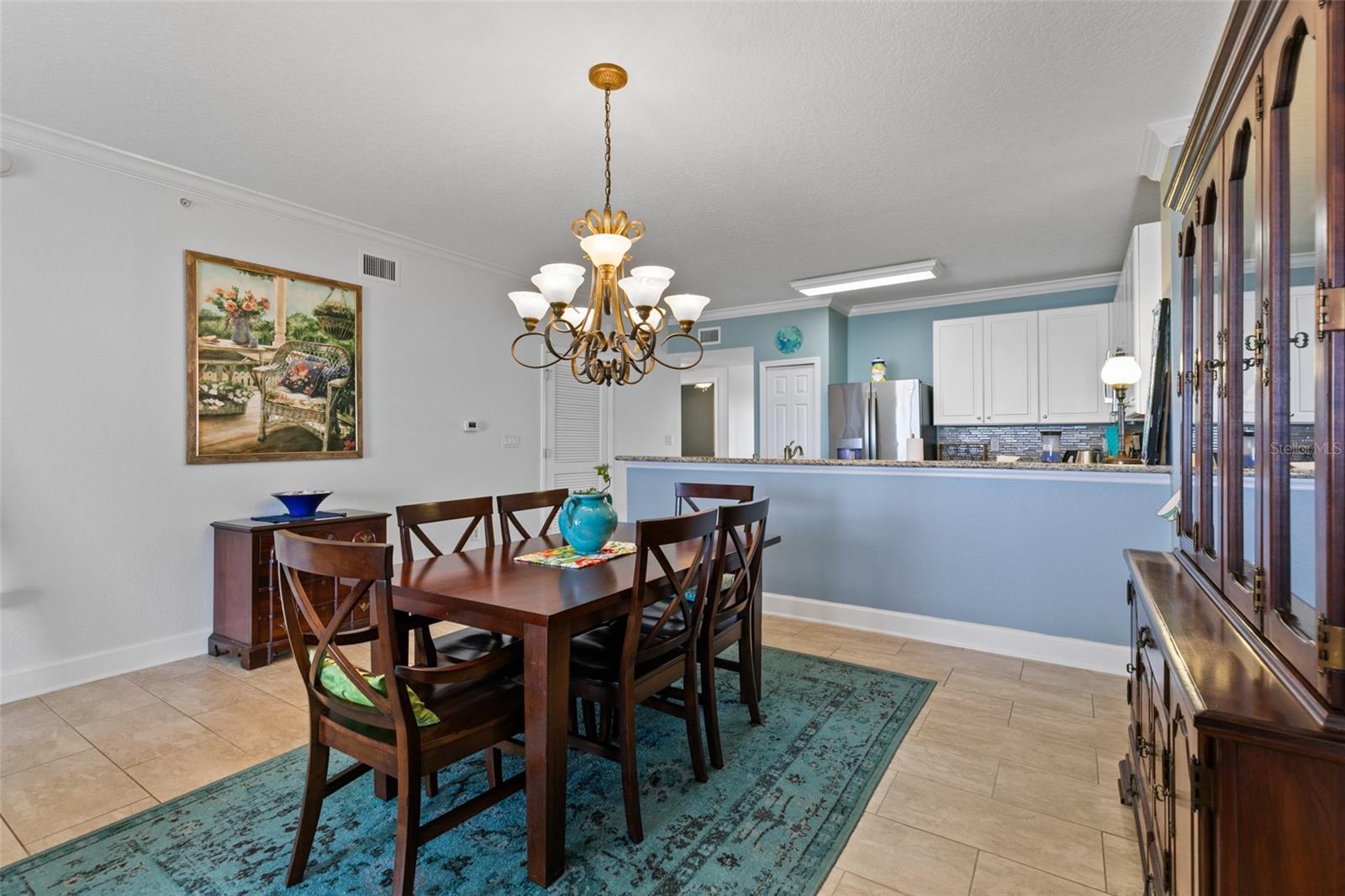 Image 17 of 95 For 80 Surfview Drive 707