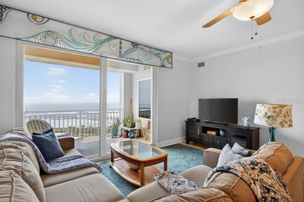 Image 24 of 95 For 80 Surfview Drive 707