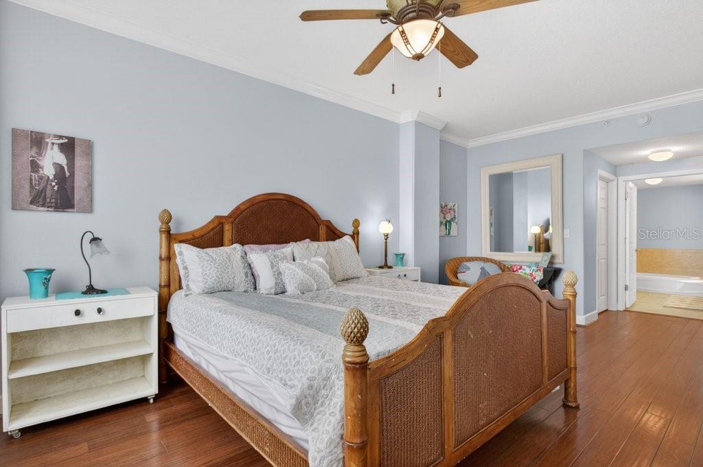 Image 27 of 95 For 80 Surfview Drive 707