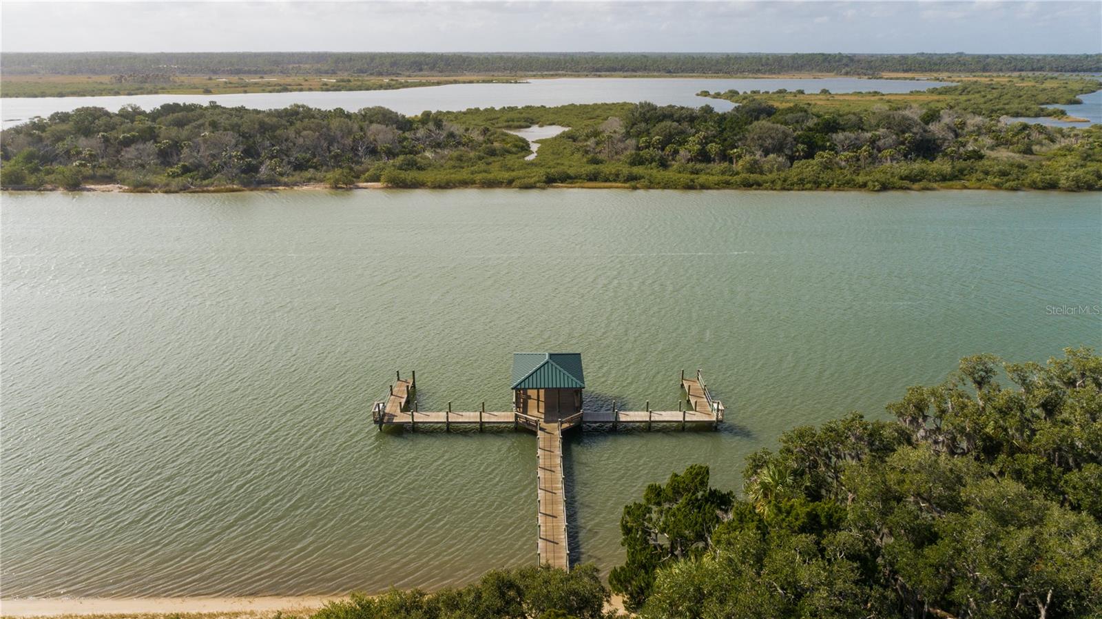 Image 63 of 95 For 80 Surfview Drive 707