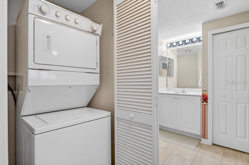 Image 83 of 95 For 80 Surfview Drive 707