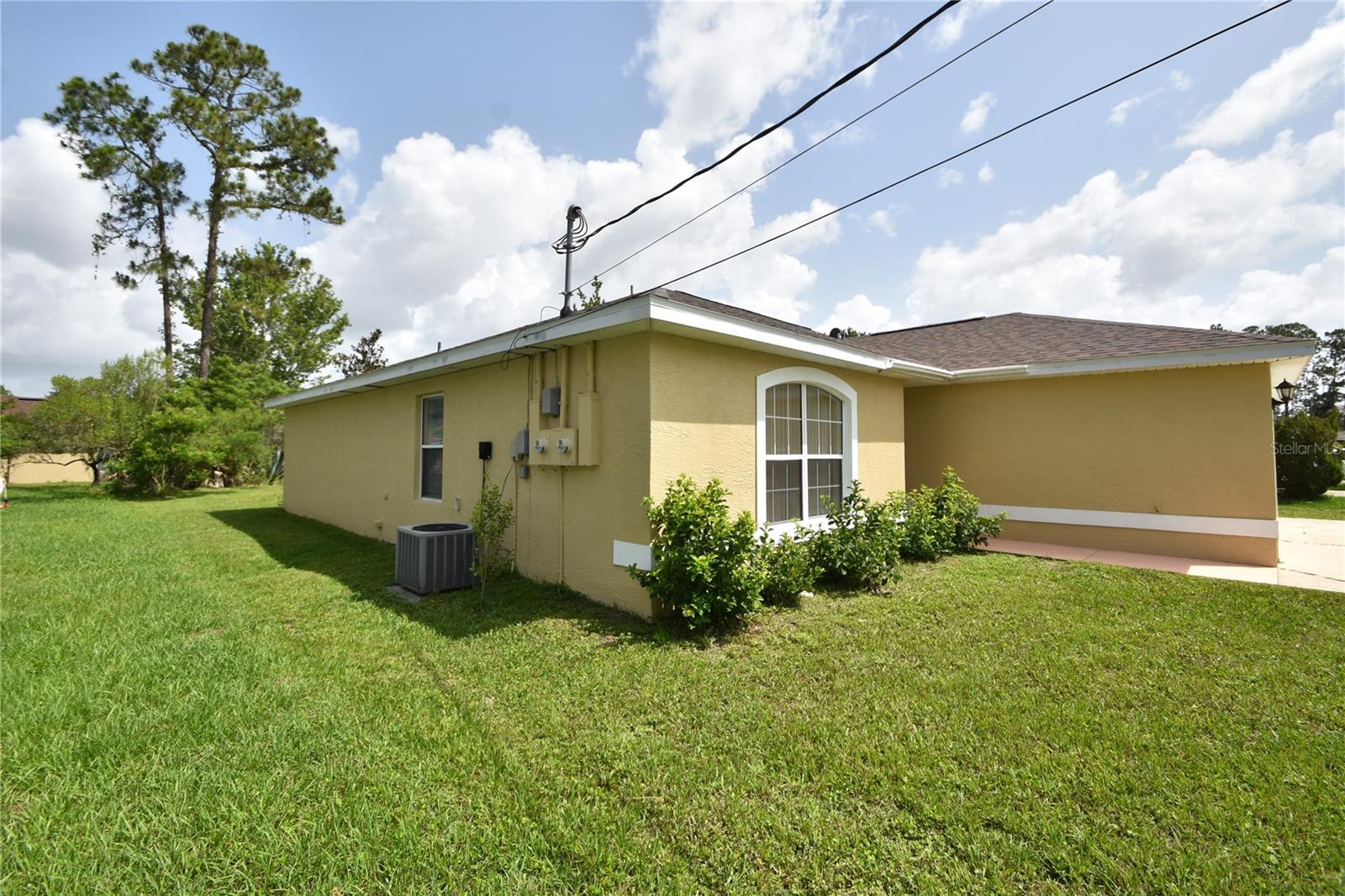 Image 2 of 34 For 7 Ryarbor Drive A