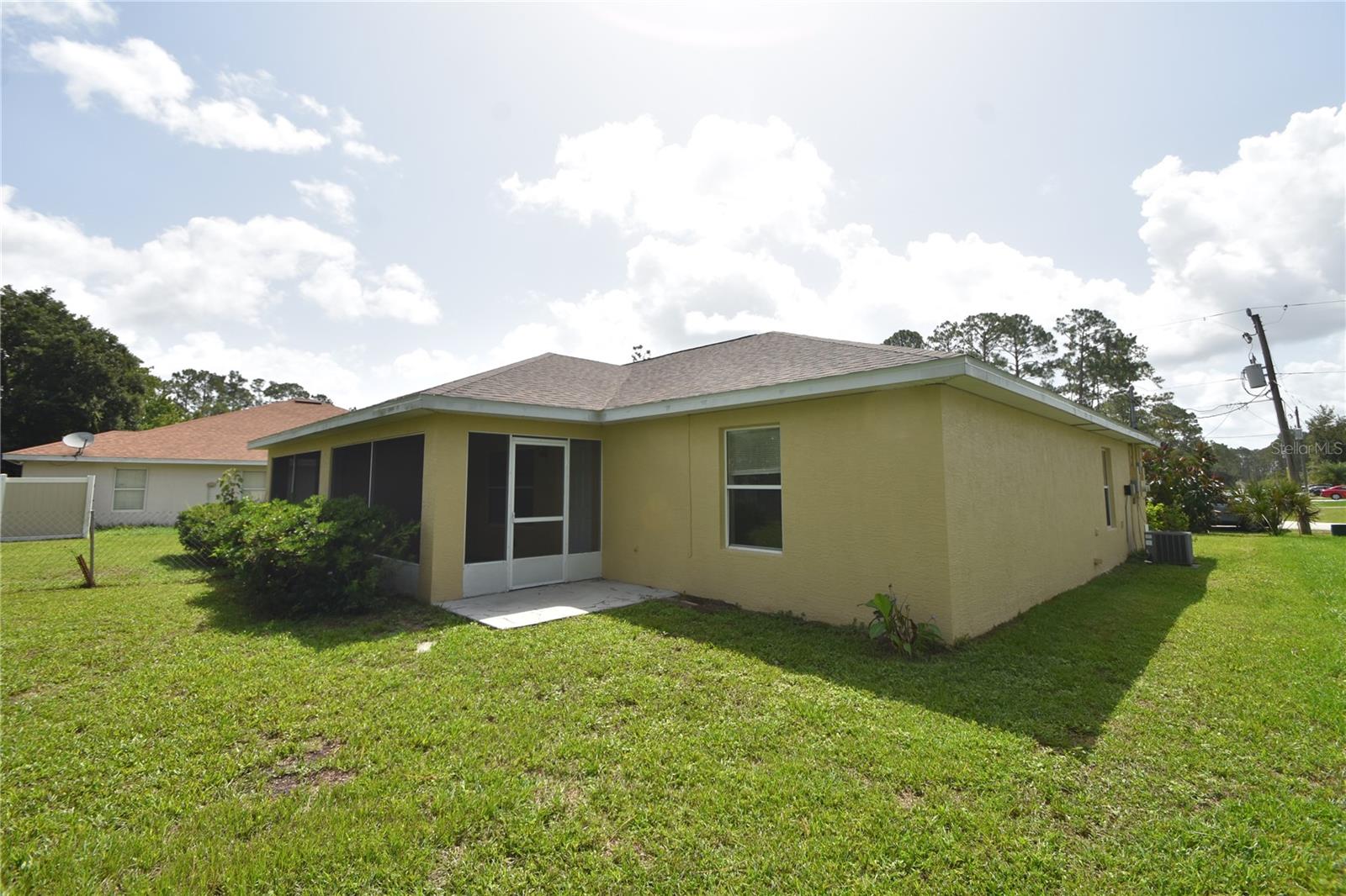 Image 3 of 34 For 7 Ryarbor Drive A