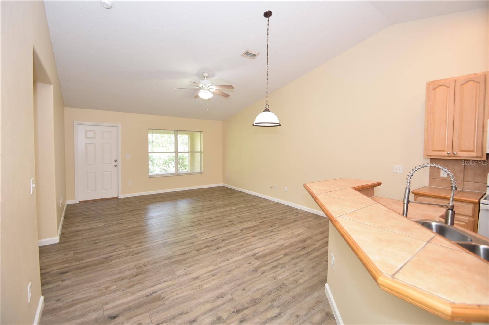 Image 6 of 34 For 7 Ryarbor Drive A