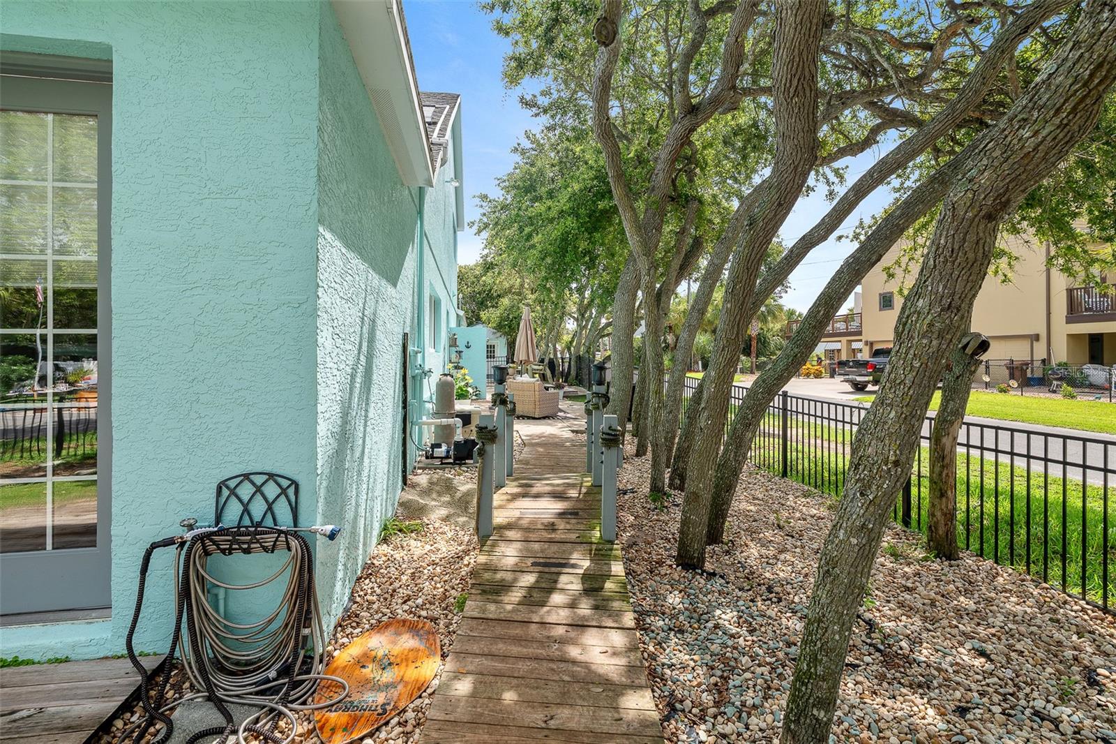 Image 10 of 68 For 1341 Daytona Avenue
