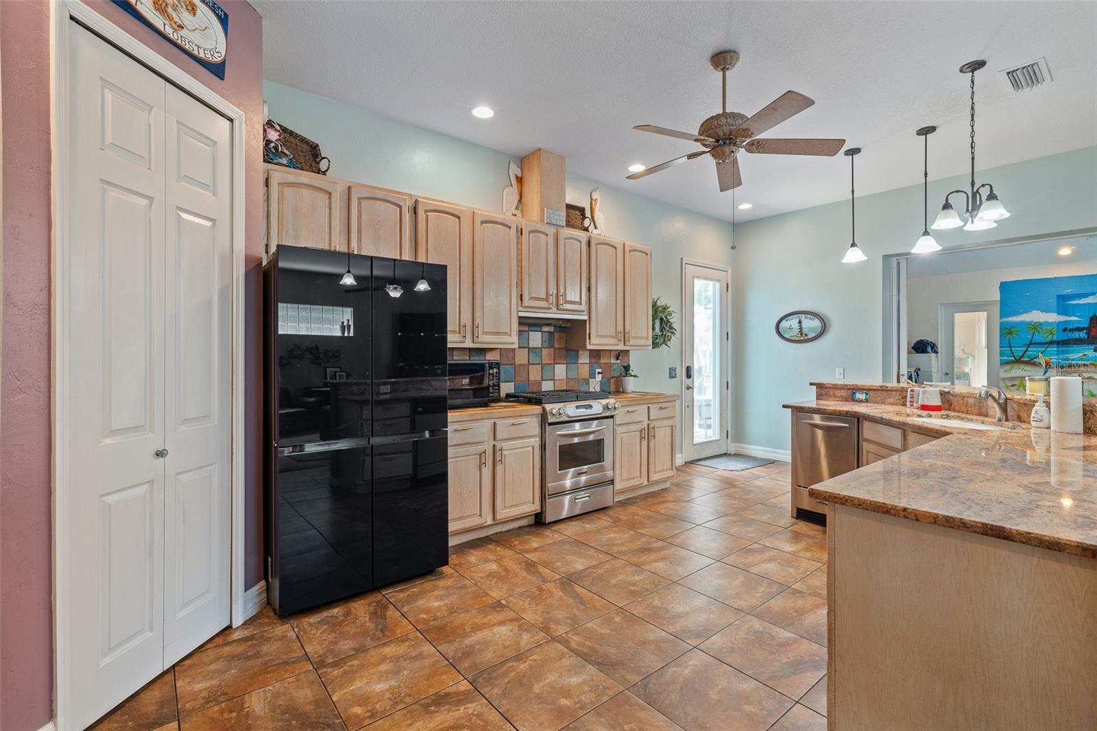 Image 16 of 68 For 1341 Daytona Avenue