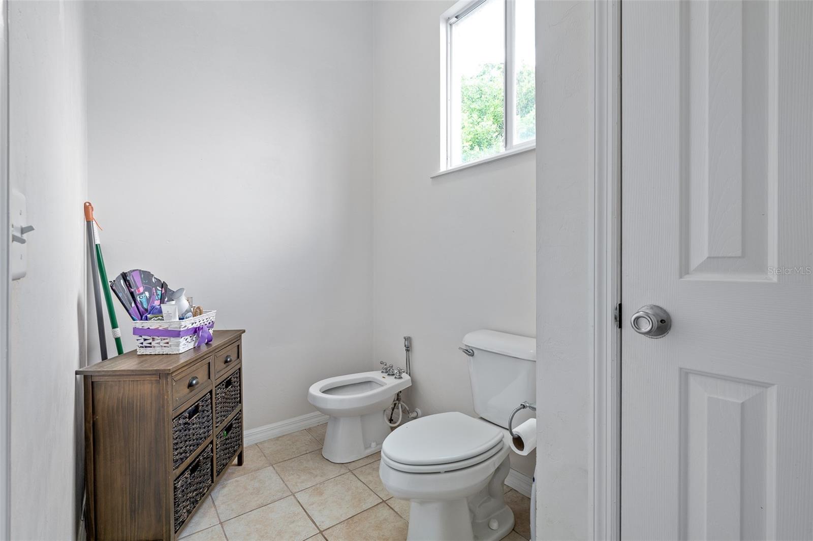 Image 41 of 68 For 1341 Daytona Avenue