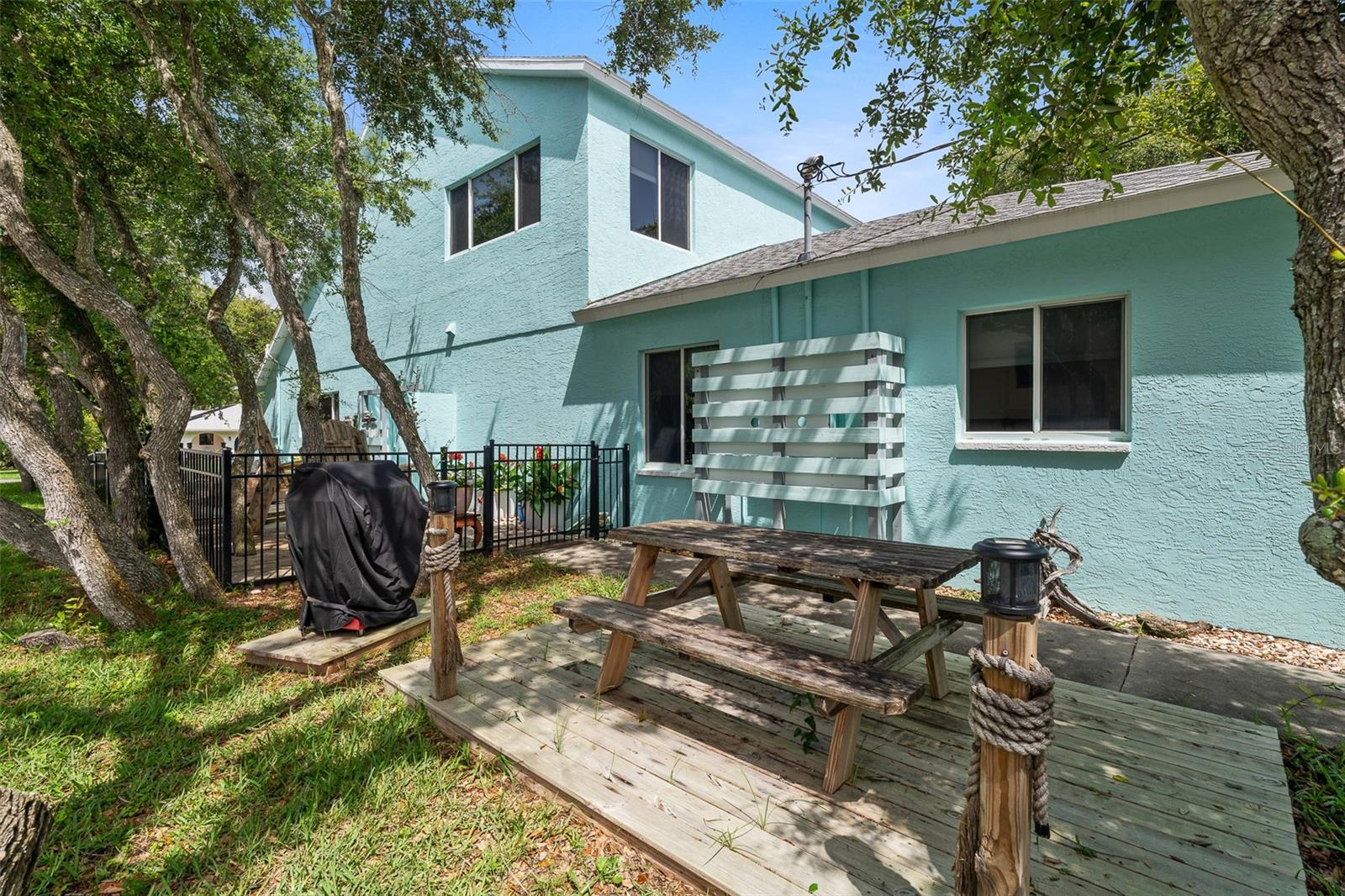 Image 52 of 68 For 1341 Daytona Avenue