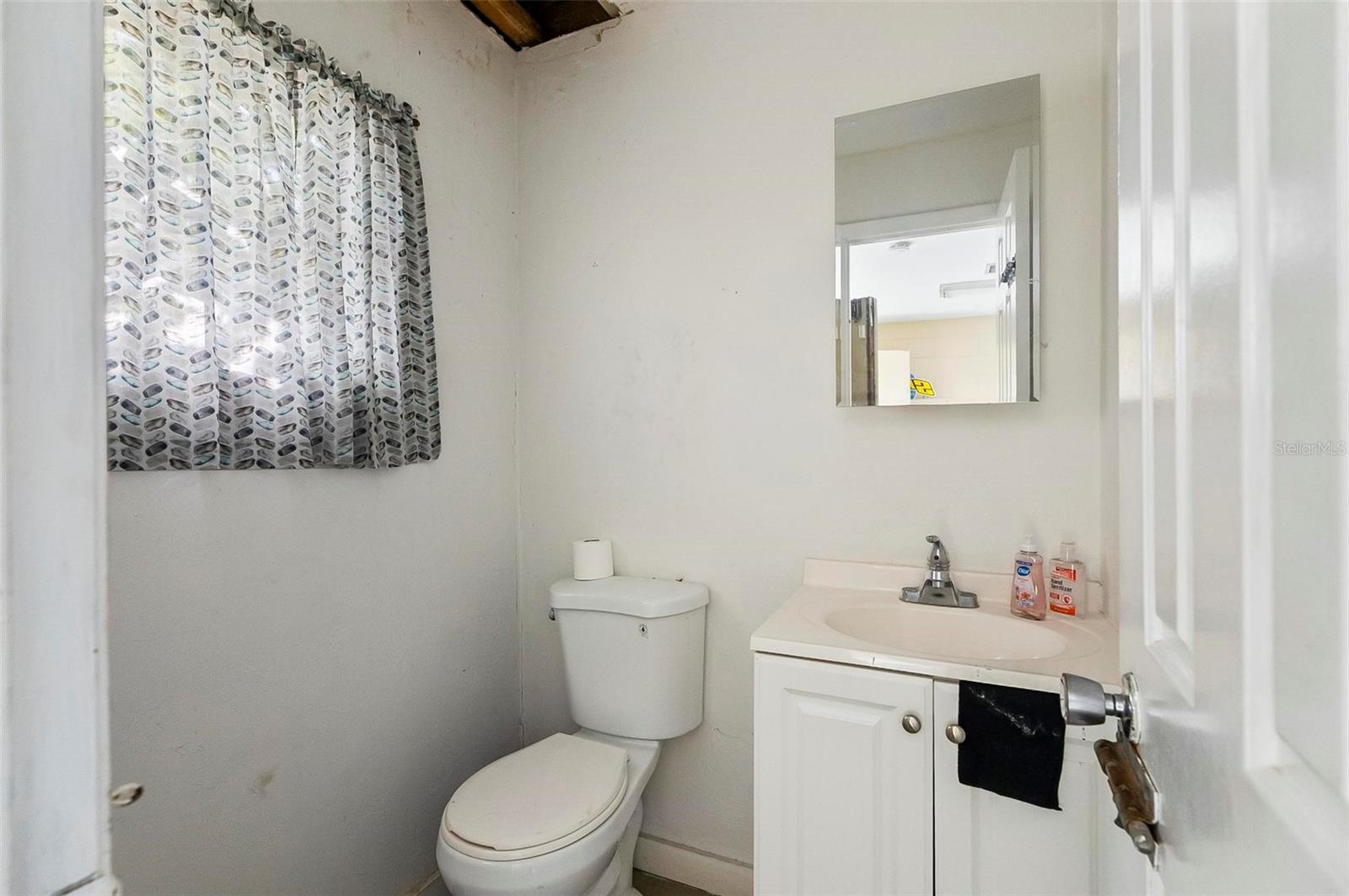 Image 50 of 67 For 1841 Ridgewood Avenue