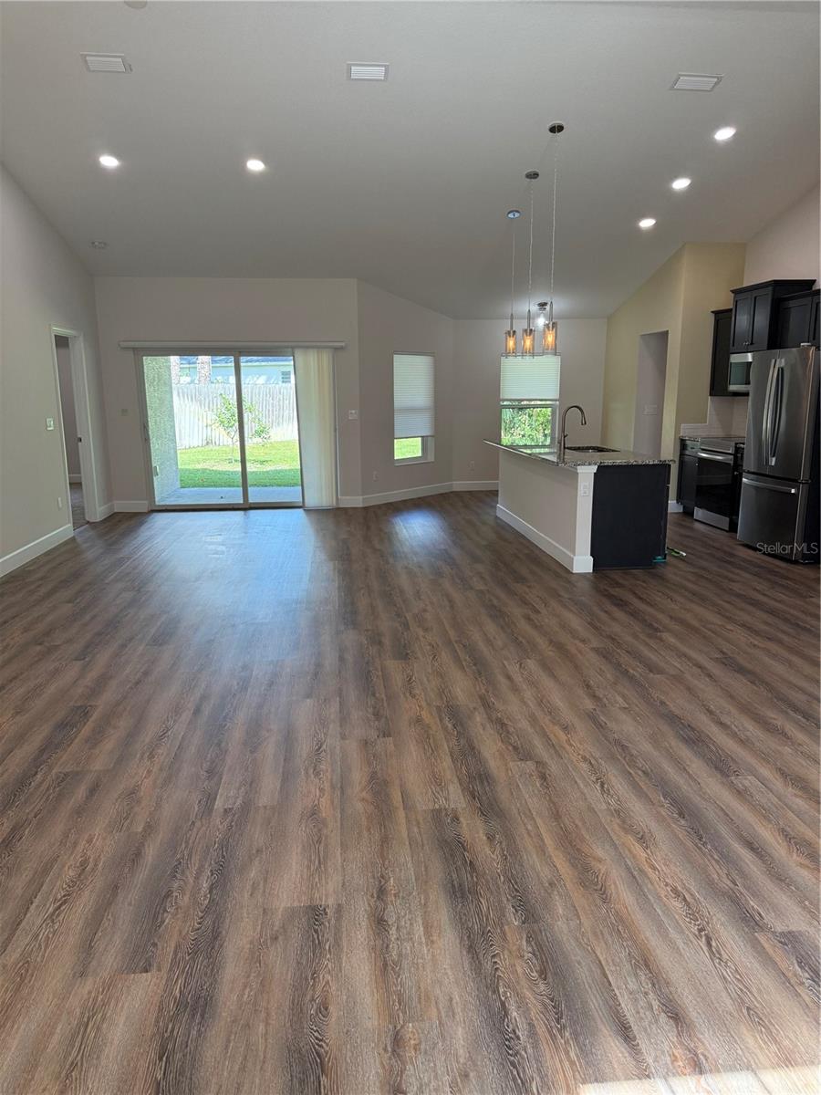 Image 31 of 40 For 15 Raleigh Drive