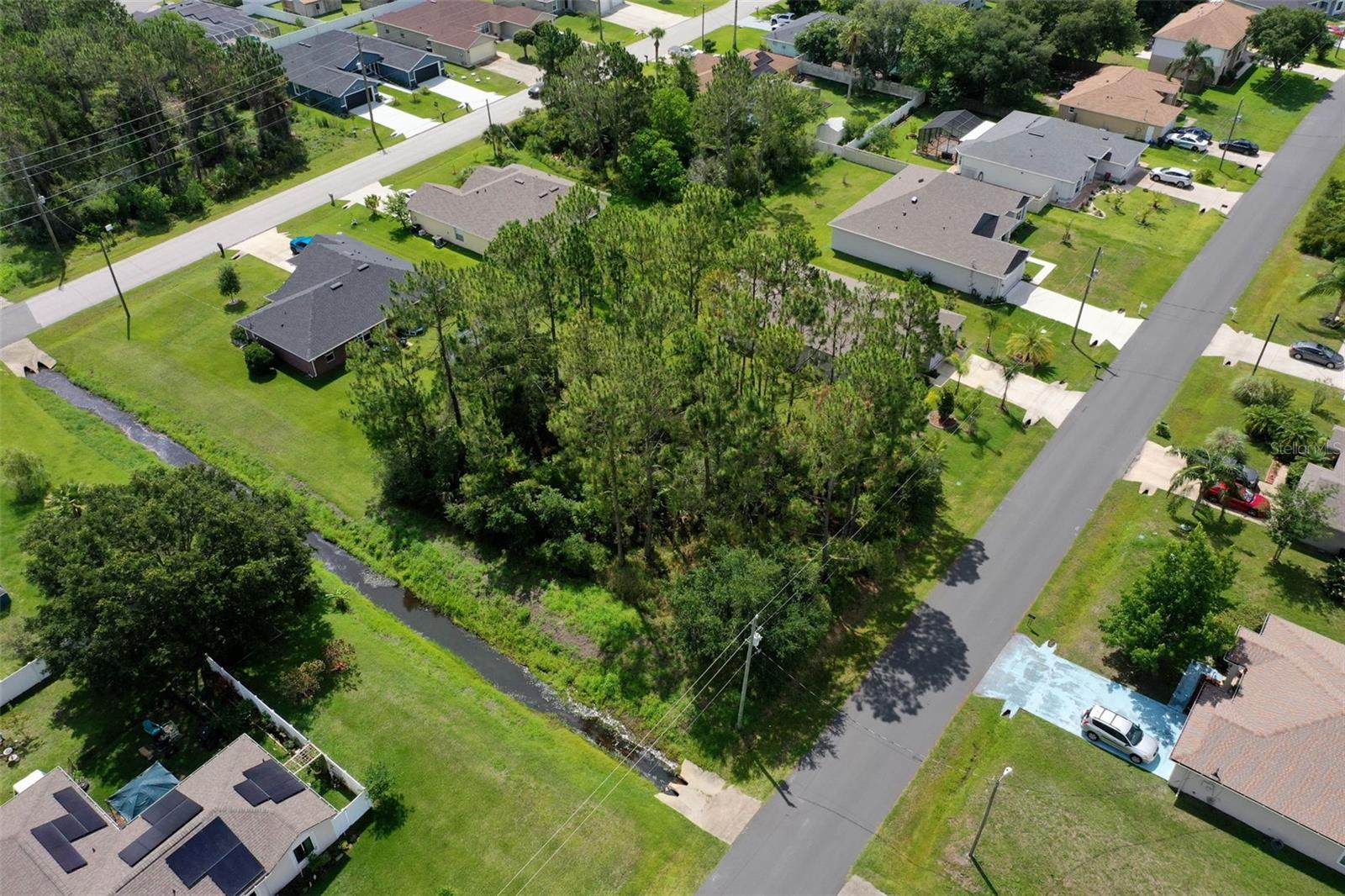 Image 4 of 37 For 30 Langdon Drive