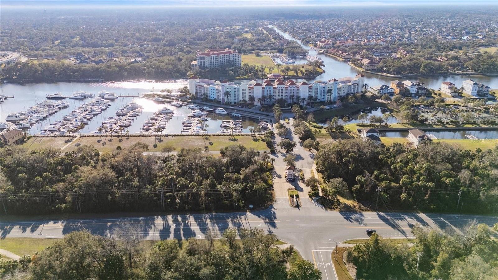 Image 3 of 18 For 122 Harbor Village Point S