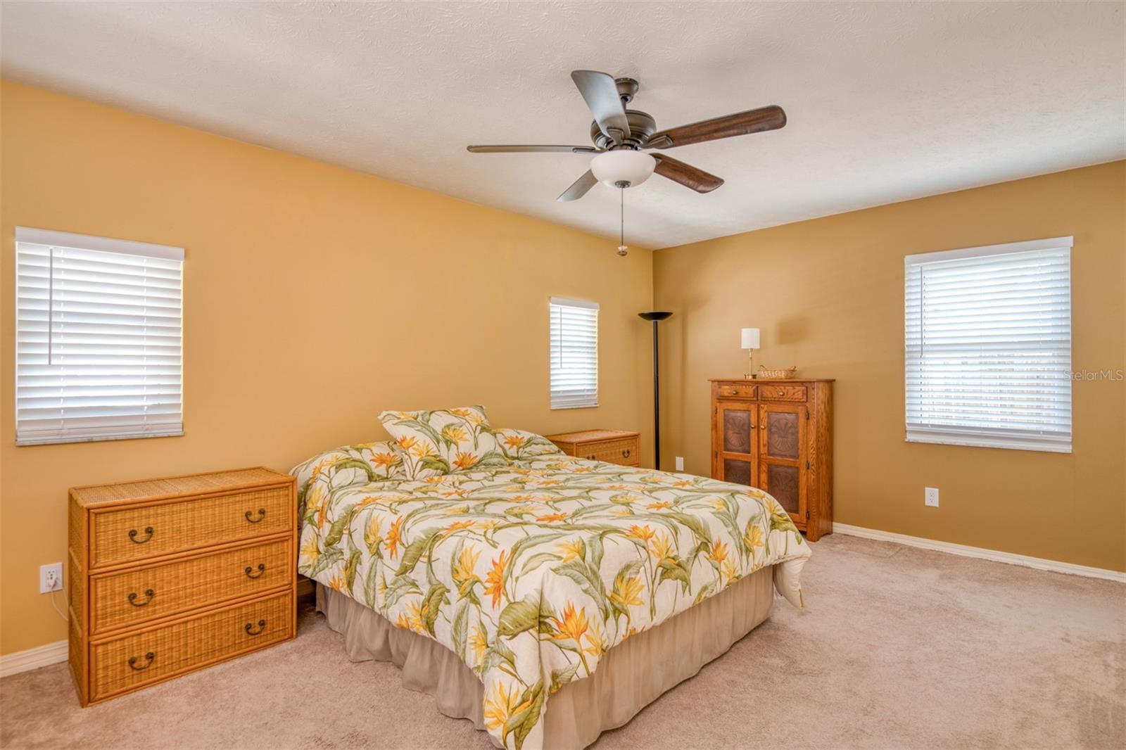Image 21 of 44 For 5324 4th Street