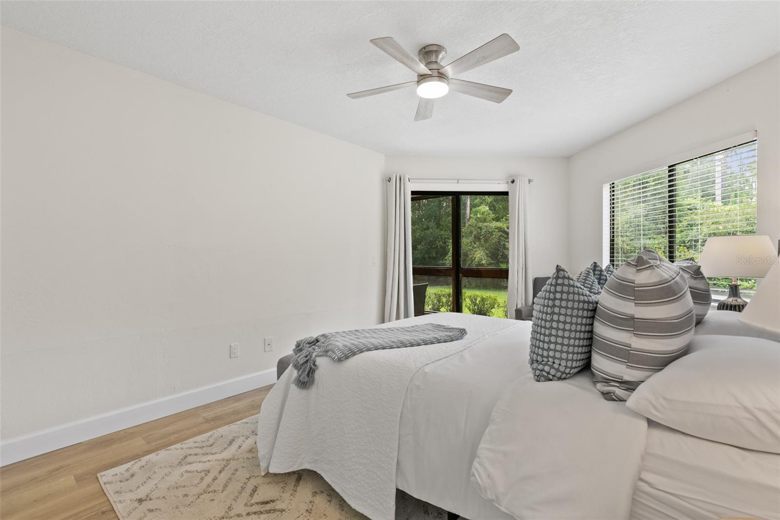 Image 19 of 50 For 7 Sherbury Court 7
