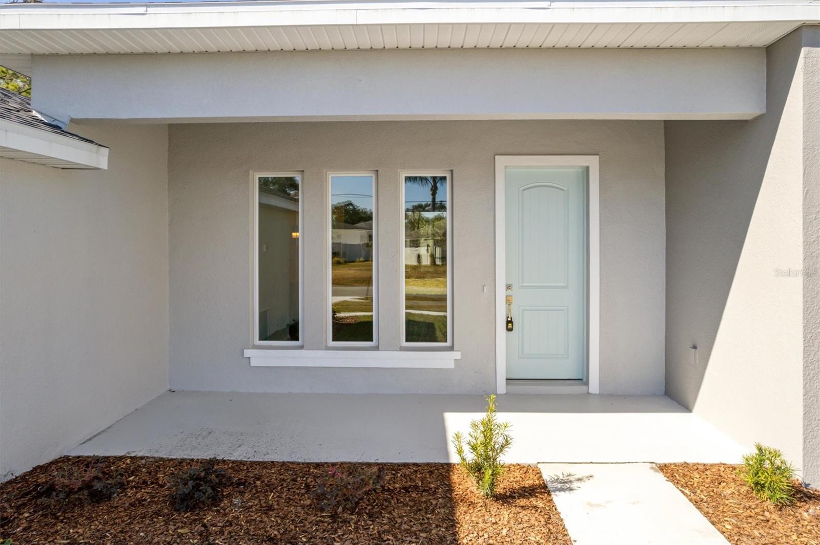 Image 4 of 24 For 38 Sea Front Trail