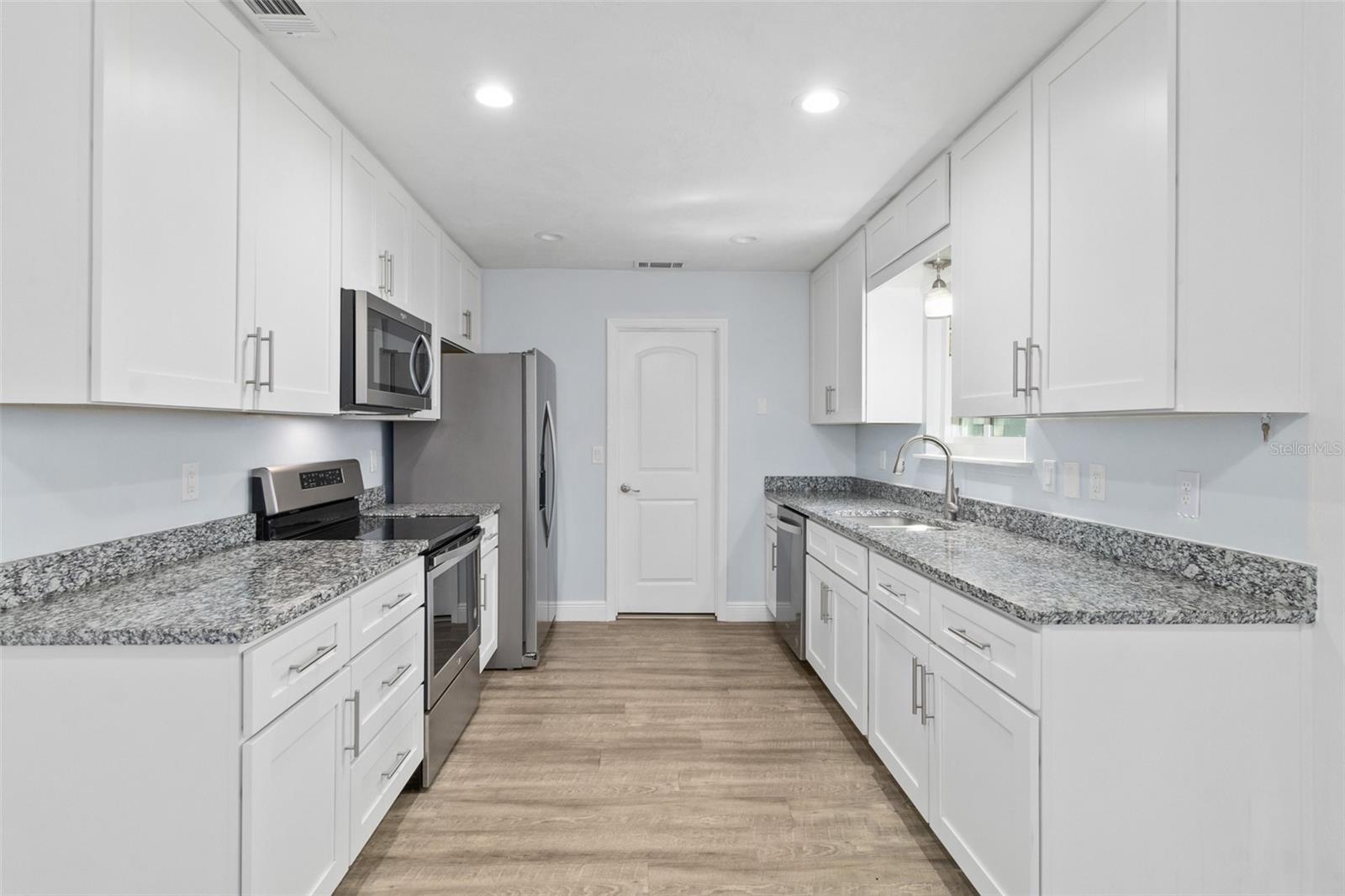 Image 14 of 47 For 2325 Flagler Avenue