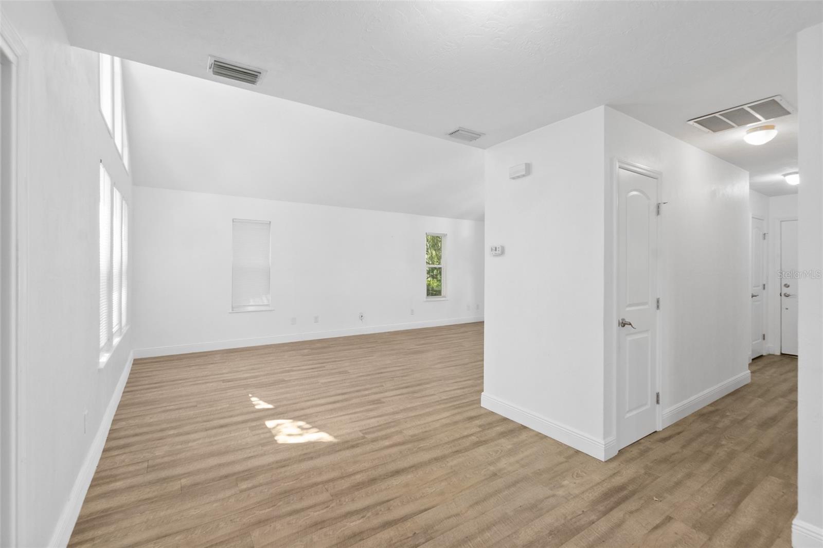Image 18 of 47 For 2325 Flagler Avenue