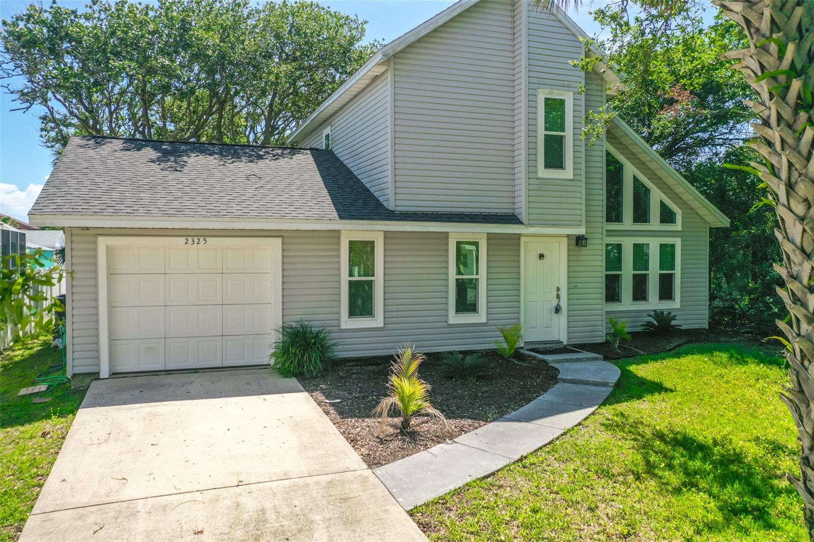 Image 7 of 47 For 2325 Flagler Avenue