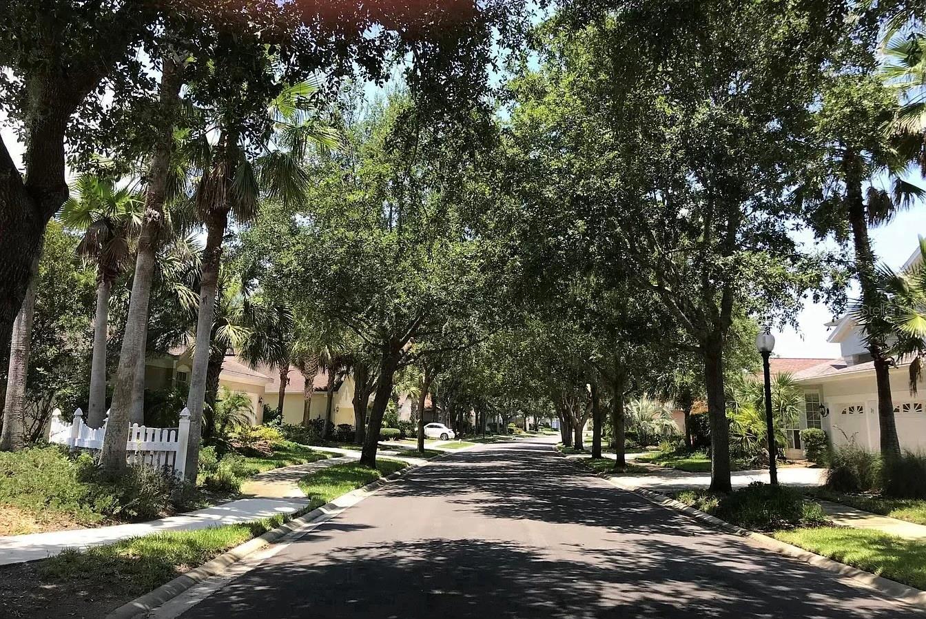 Image 2 of 25 For 38 Shinnecock Drive