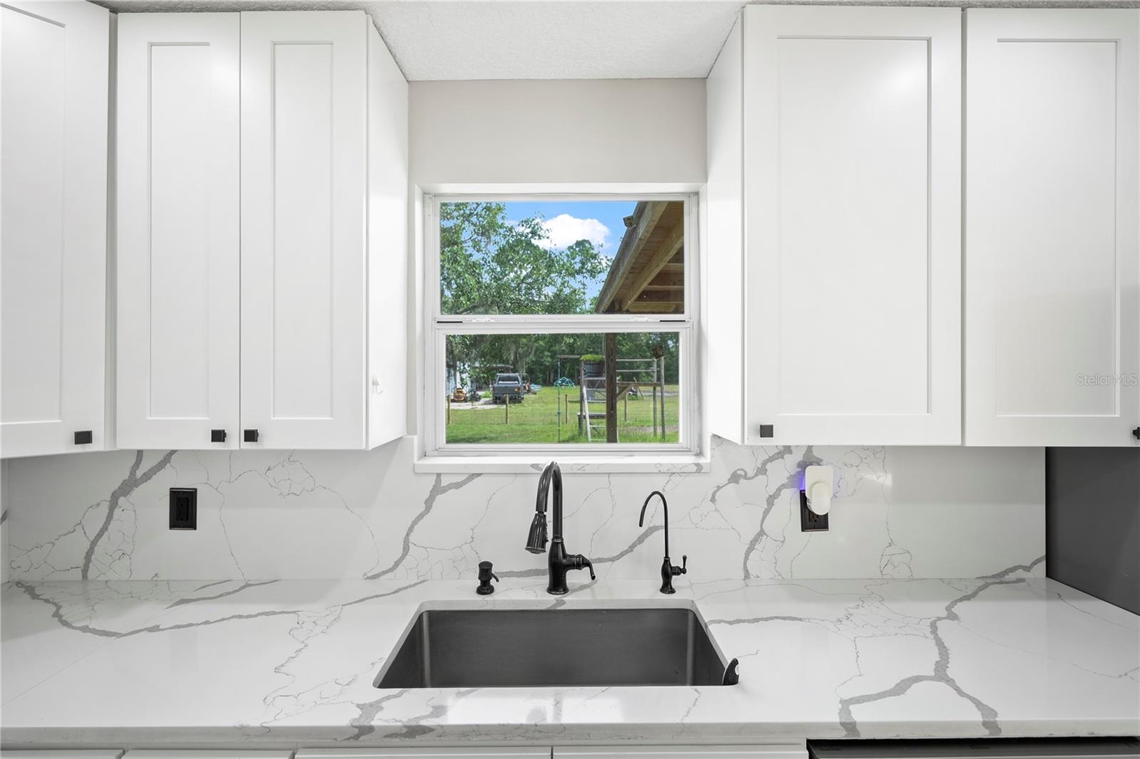 Image 14 of 51 For 635 Harrison Street