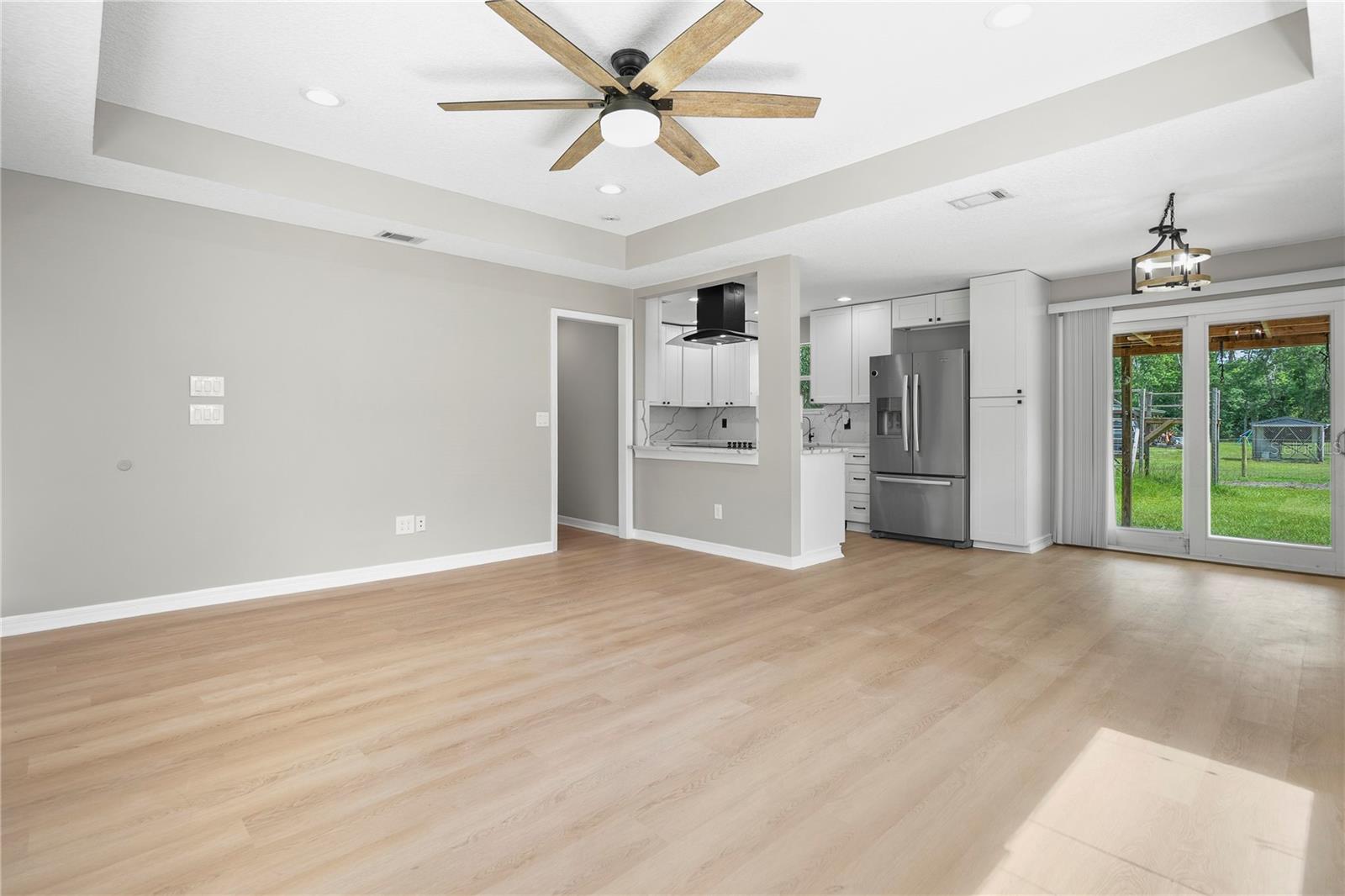 Image 7 of 51 For 635 Harrison Street