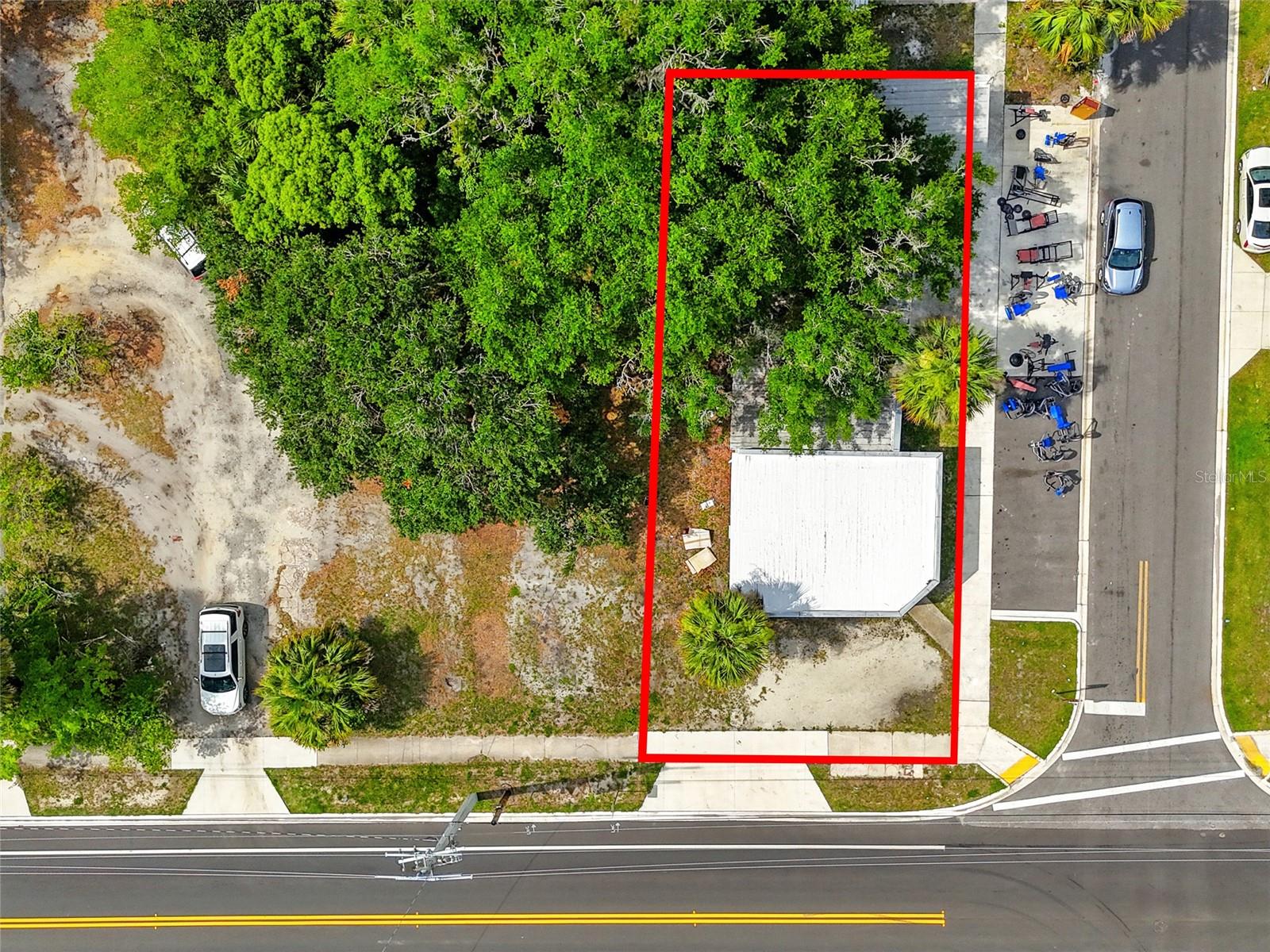 Image 4 of 38 For 1321 Saint Johns Avenue