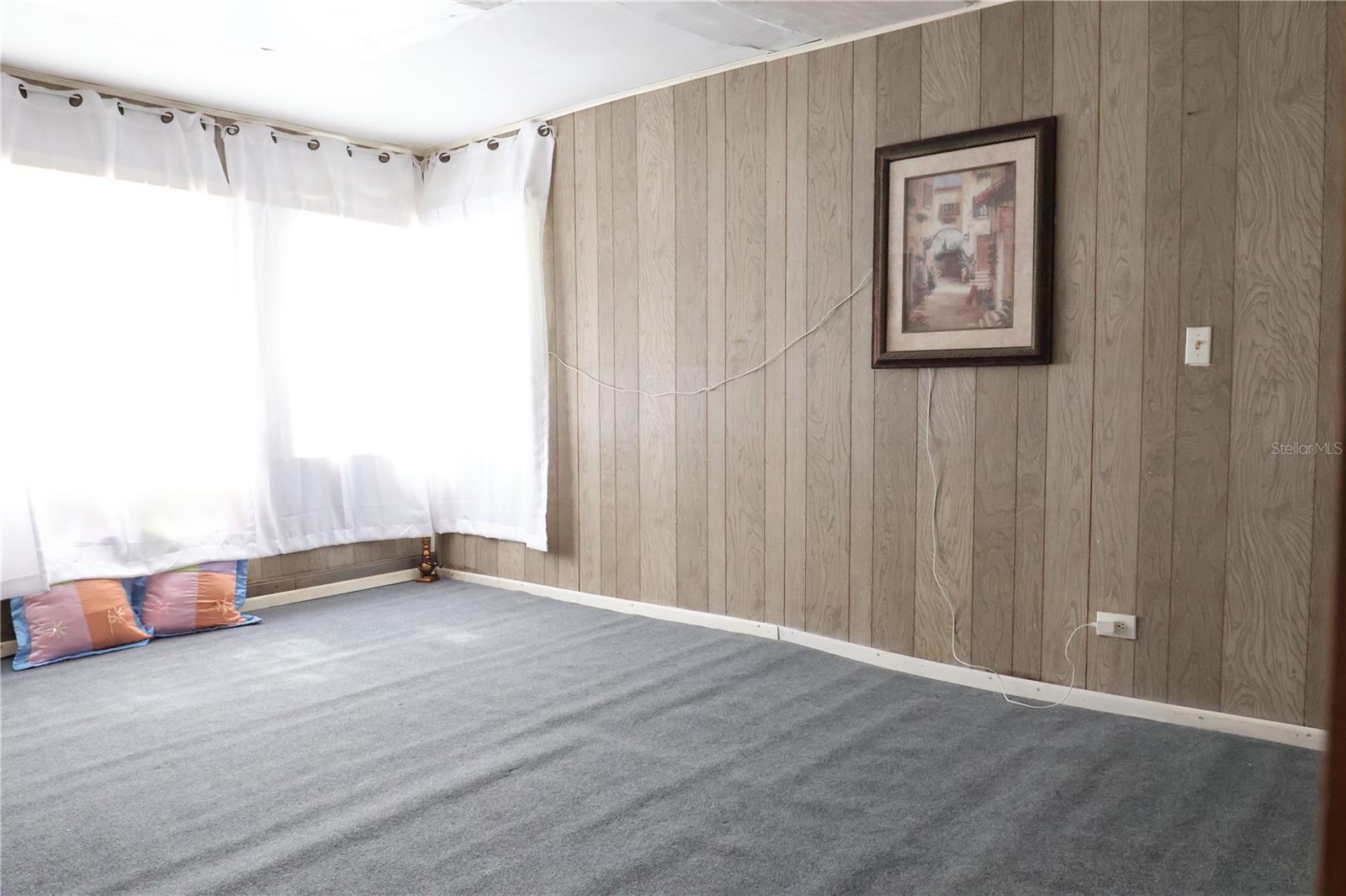 Image 4 of 15 For 309 Hatten Lane