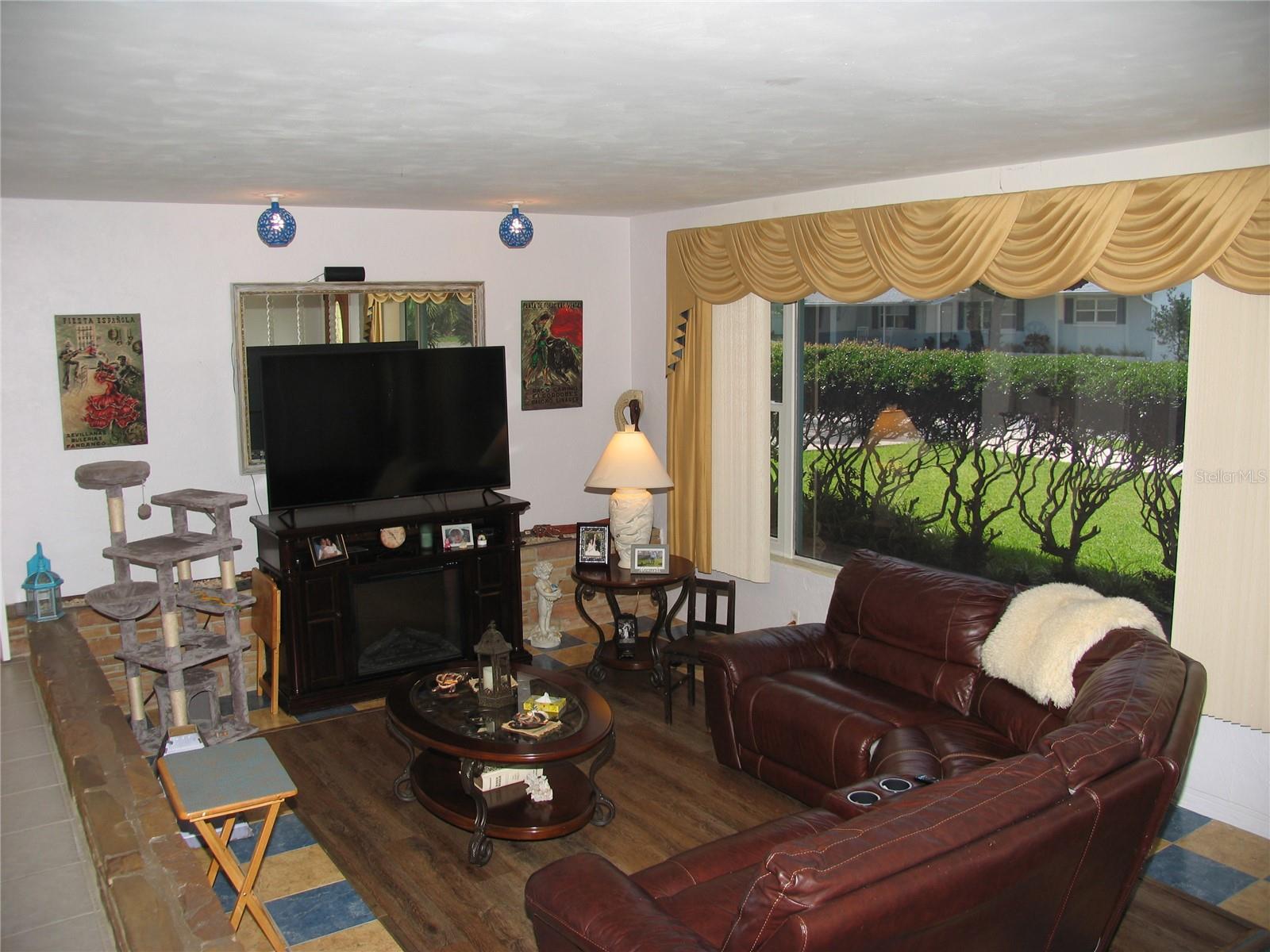 Image 4 of 35 For 39 Benjamin Drive