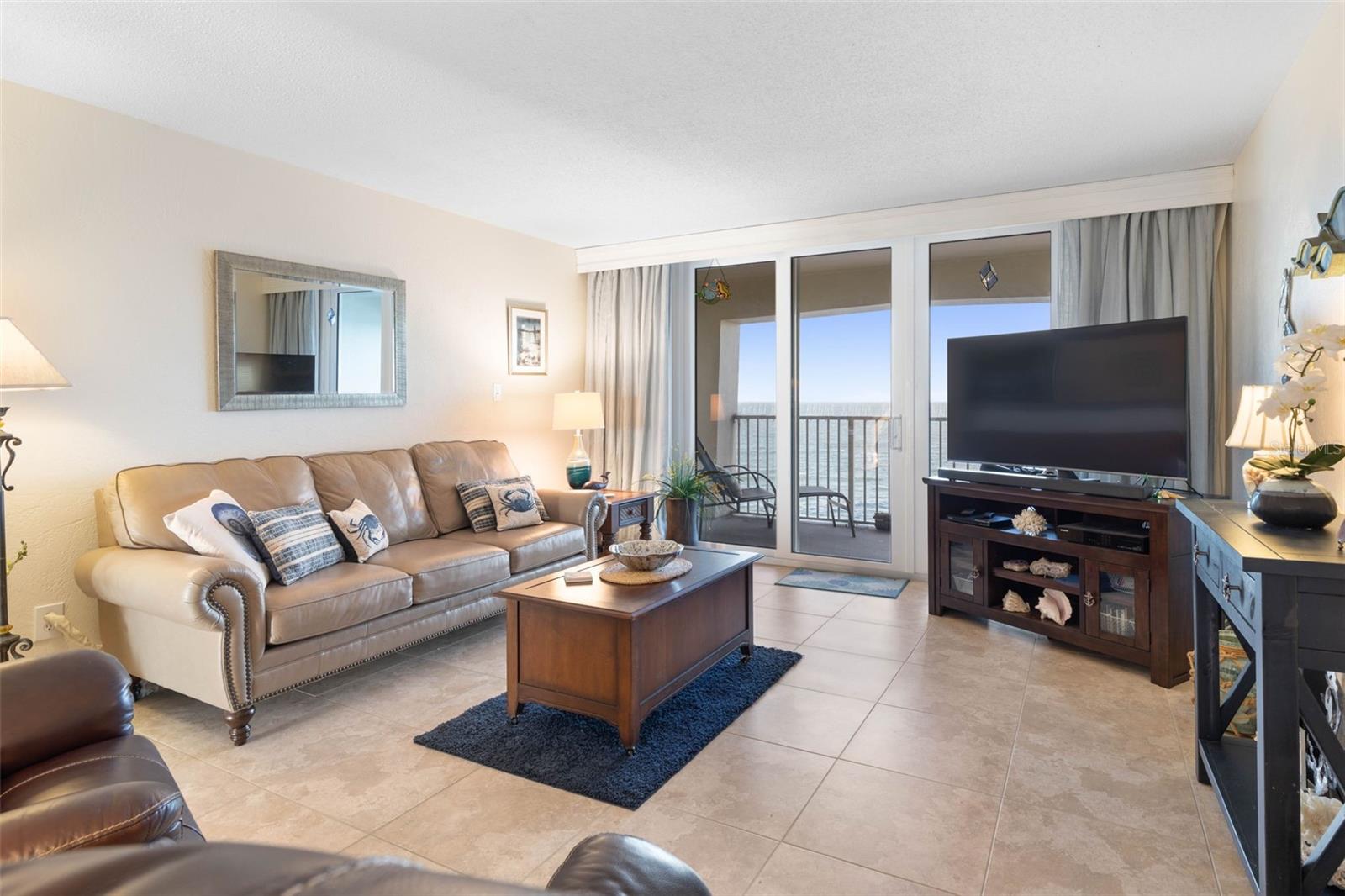 Image 12 of 51 For 89 Atlantic Avenue 1004