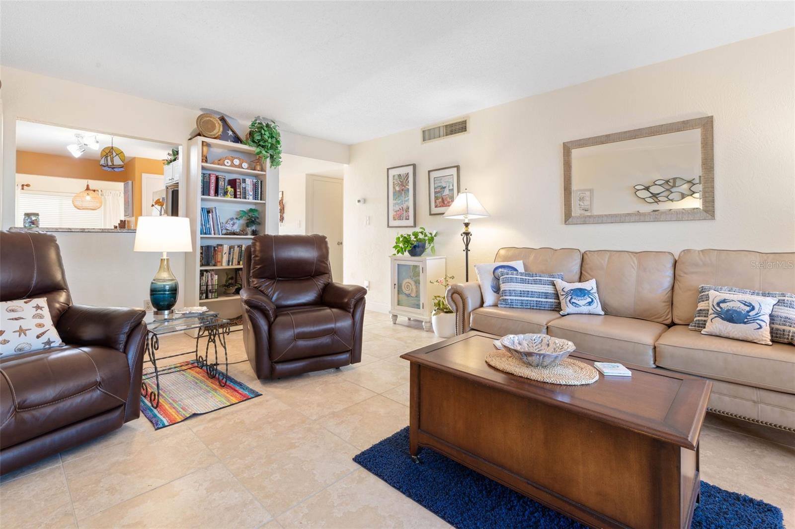 Image 14 of 51 For 89 Atlantic Avenue 1004