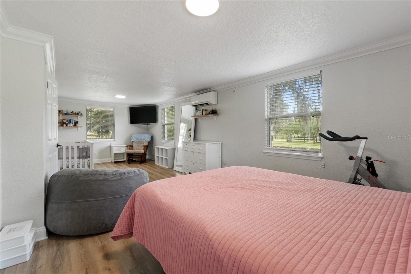 Image 18 of 42 For 21375 150th Avenue Road