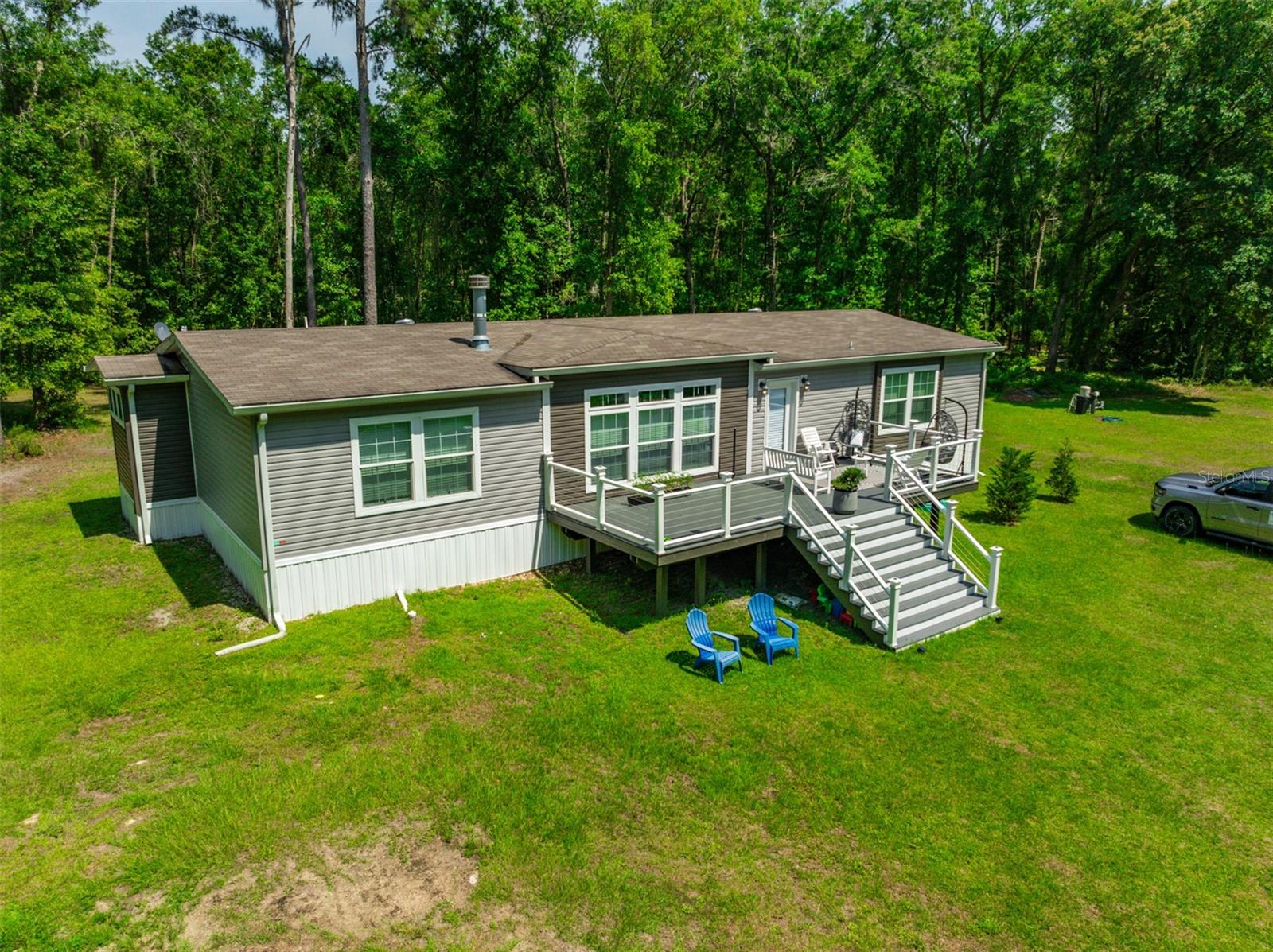 Image 3 of 42 For 21375 150th Avenue Road