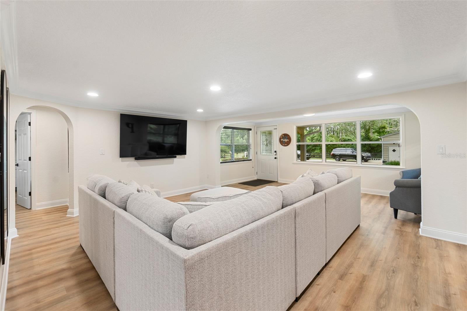 Image 6 of 42 For 21375 150th Avenue Road