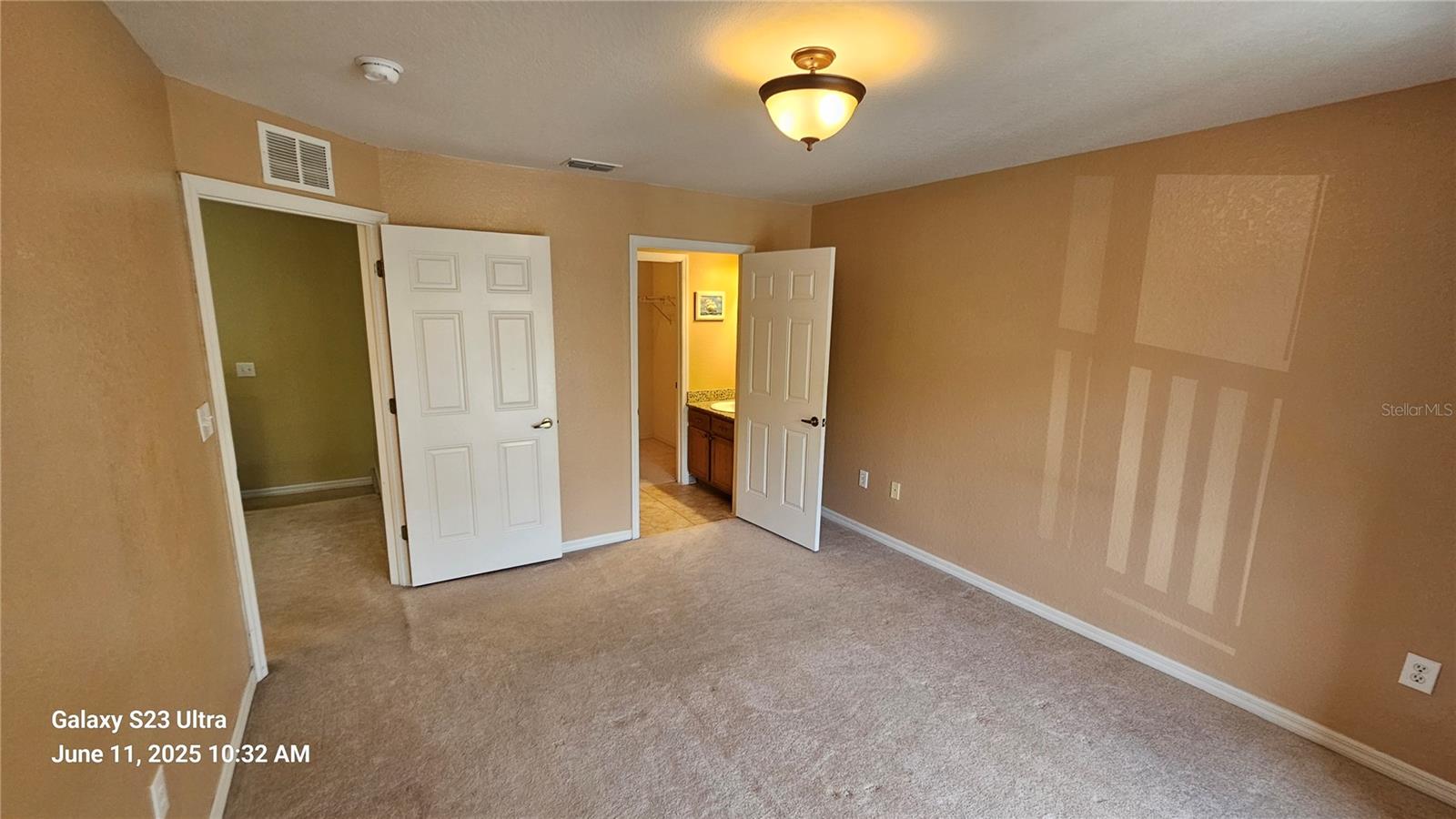Image 4 of 15 For 4600 Moody Boulevard E 3k