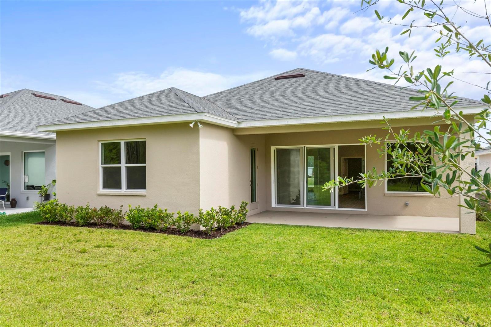 Image 30 of 56 For 229 Hawthorn Avenue