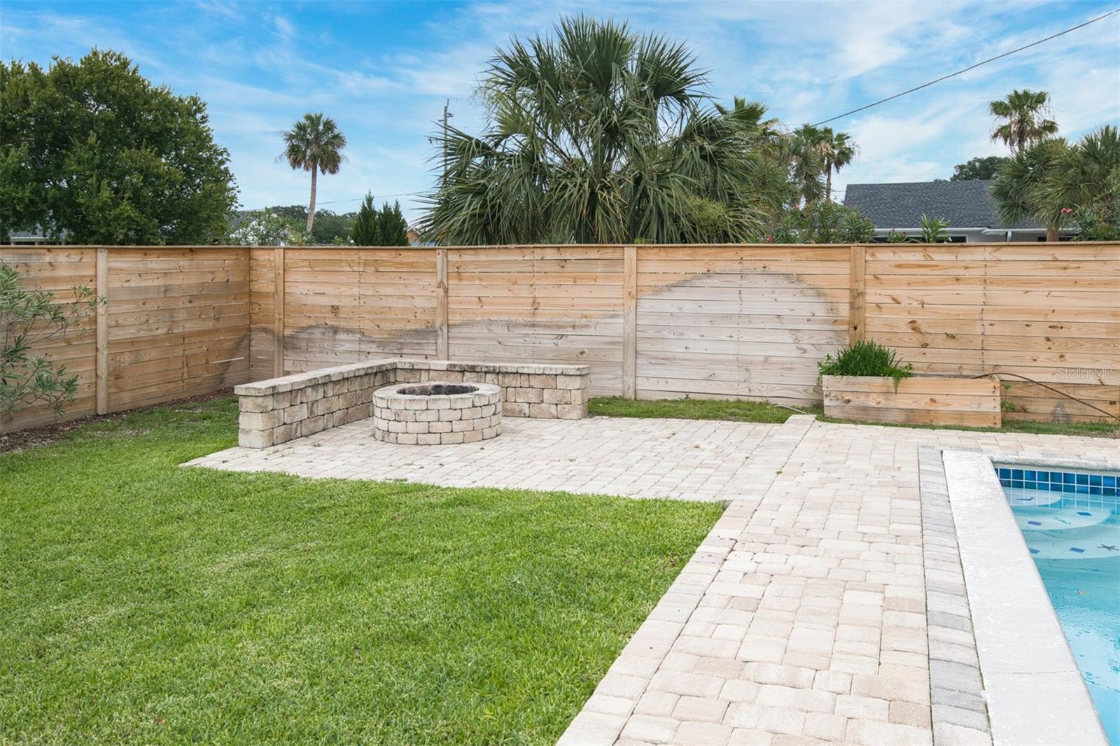Image 7 of 33 For 159 Southwind Circle