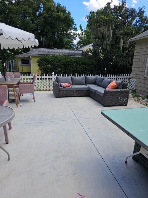 Image 4 of 16 For 441 Kentucky Avenue