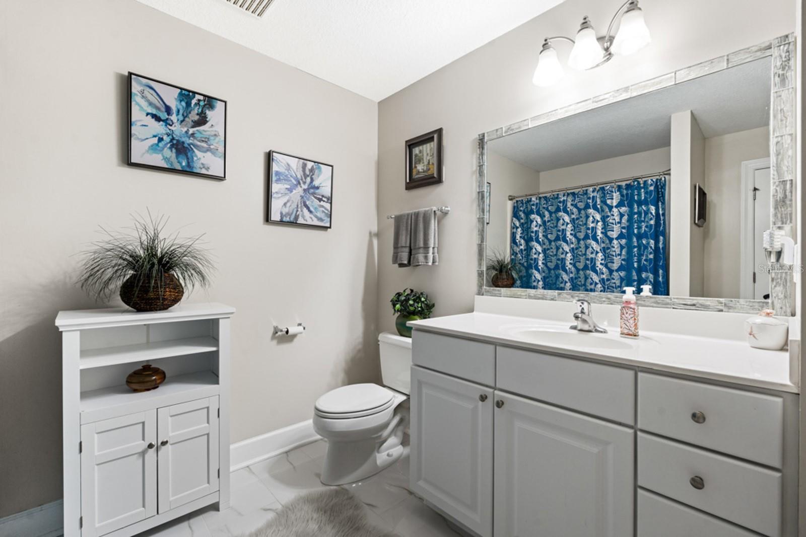 Image 24 of 46 For 100 Bella Harbor Court 103