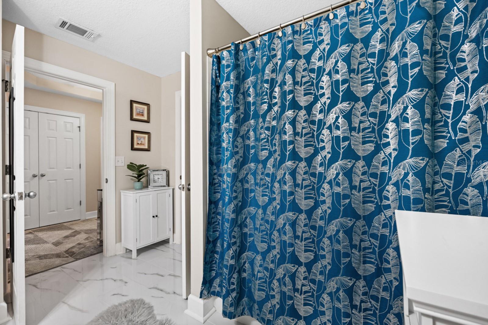 Image 25 of 46 For 100 Bella Harbor Court 103