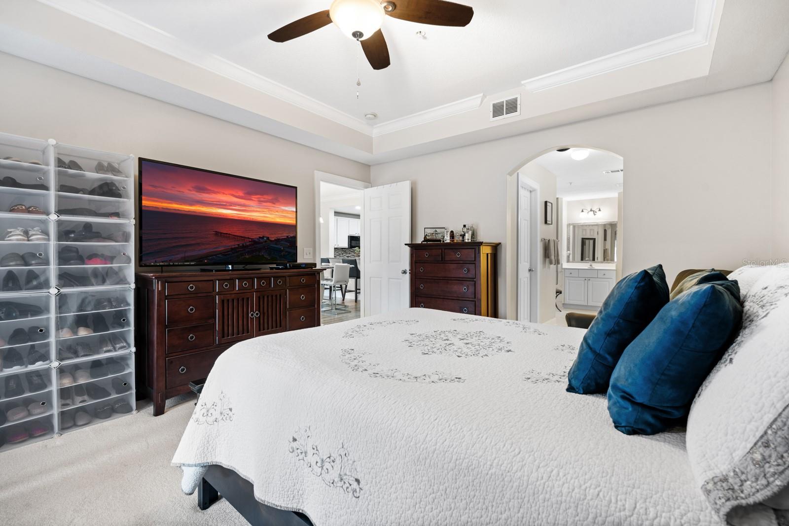 Image 7 of 46 For 100 Bella Harbor Court 103