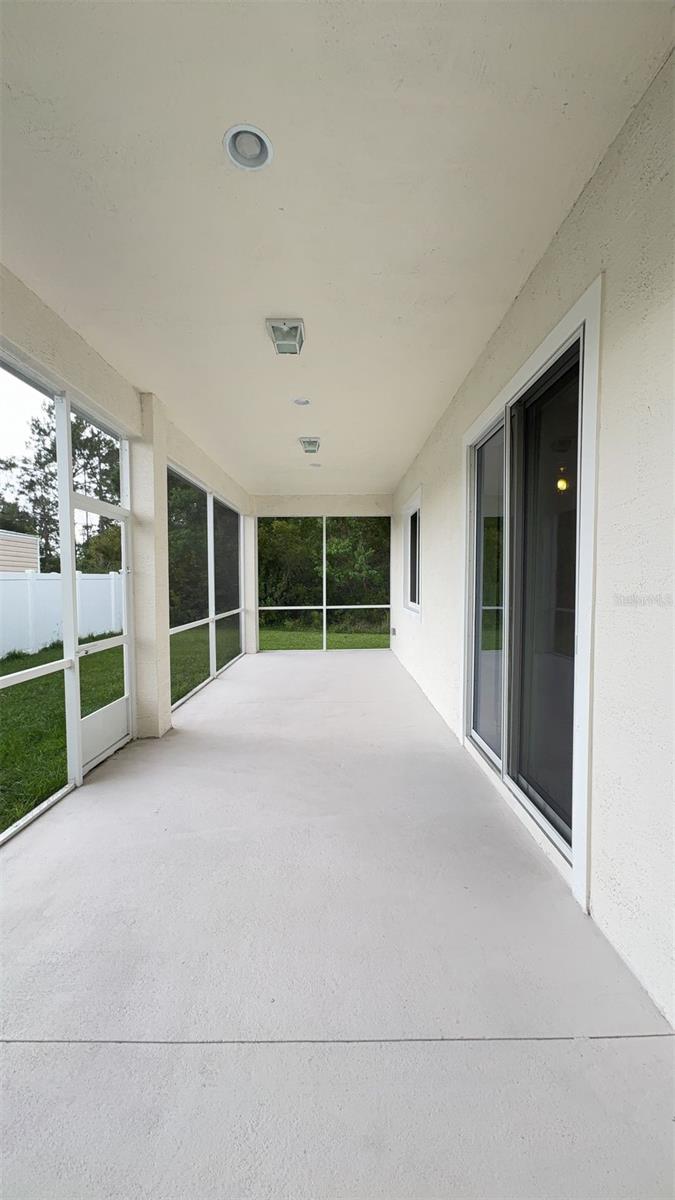 Image 18 of 34 For 1 Linden Place B