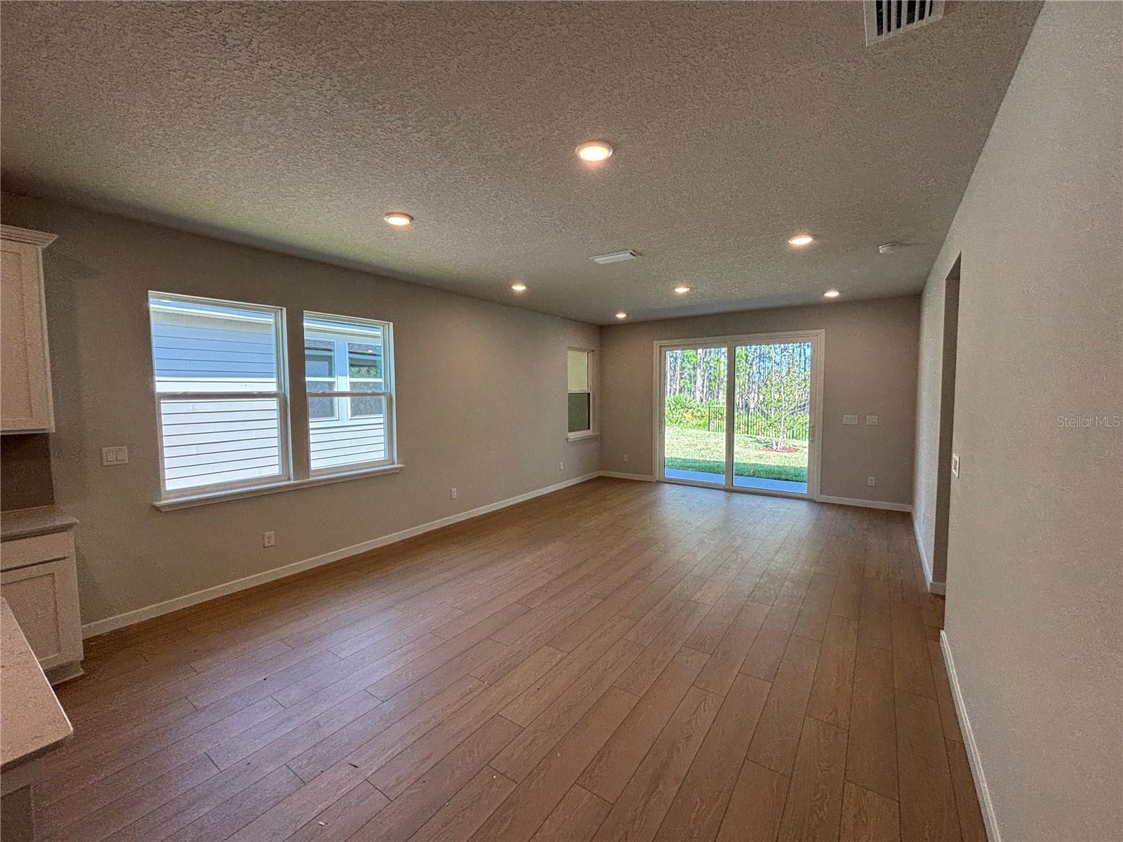 Image 18 of 24 For 44 Perseus Avenue